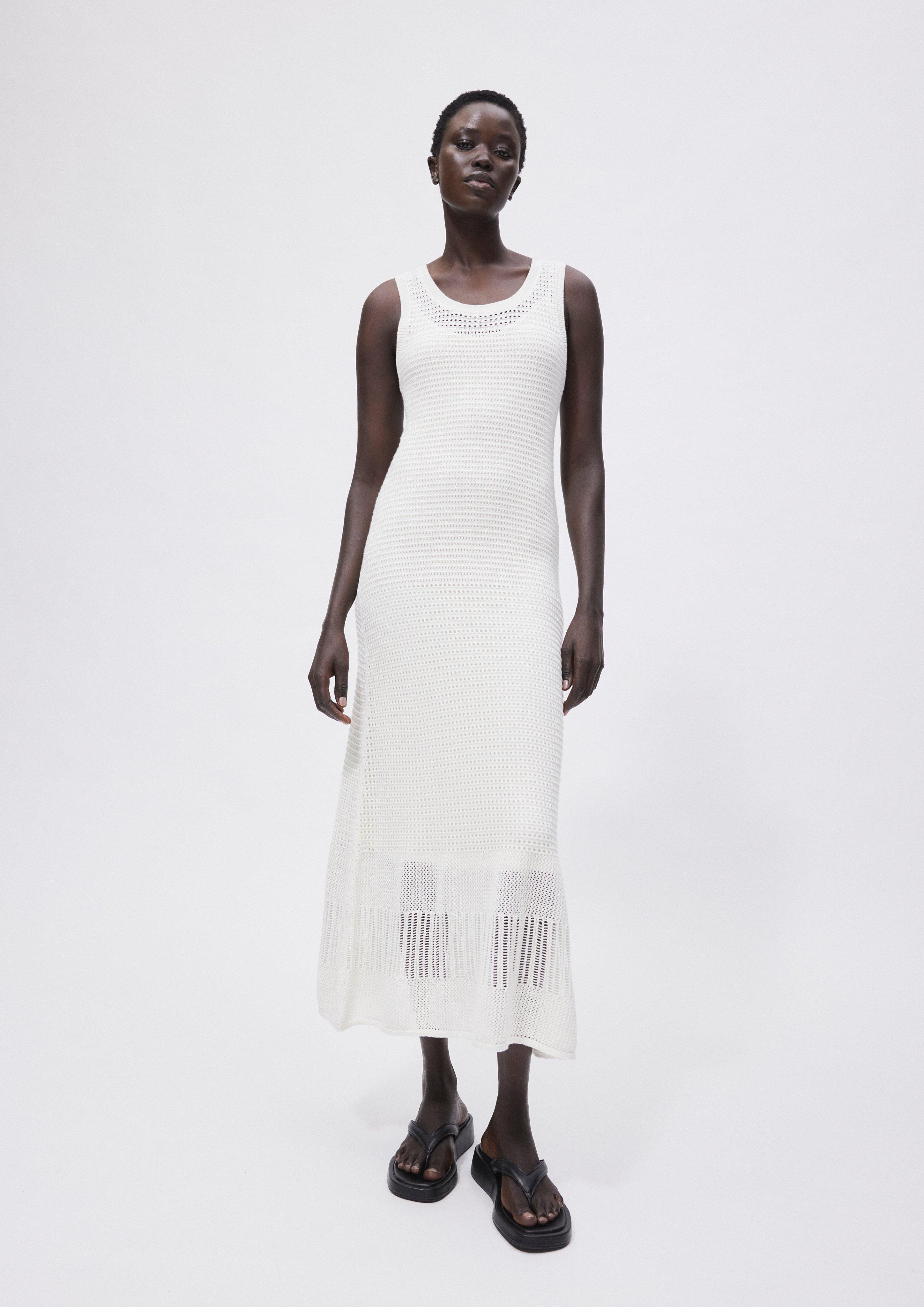 Kleid in creme von COMMA