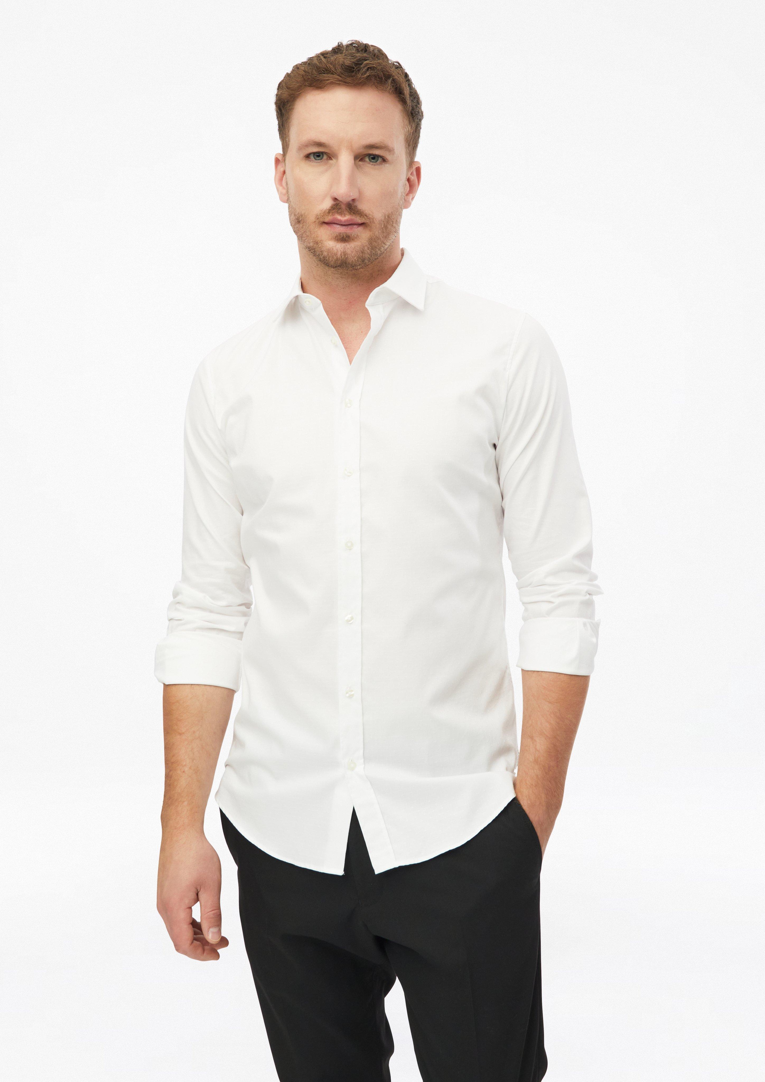 Tailored Fit: Fakturowana koszula z komfortowego streczu w kolorze biały od s.Oliver BLACK LABEL