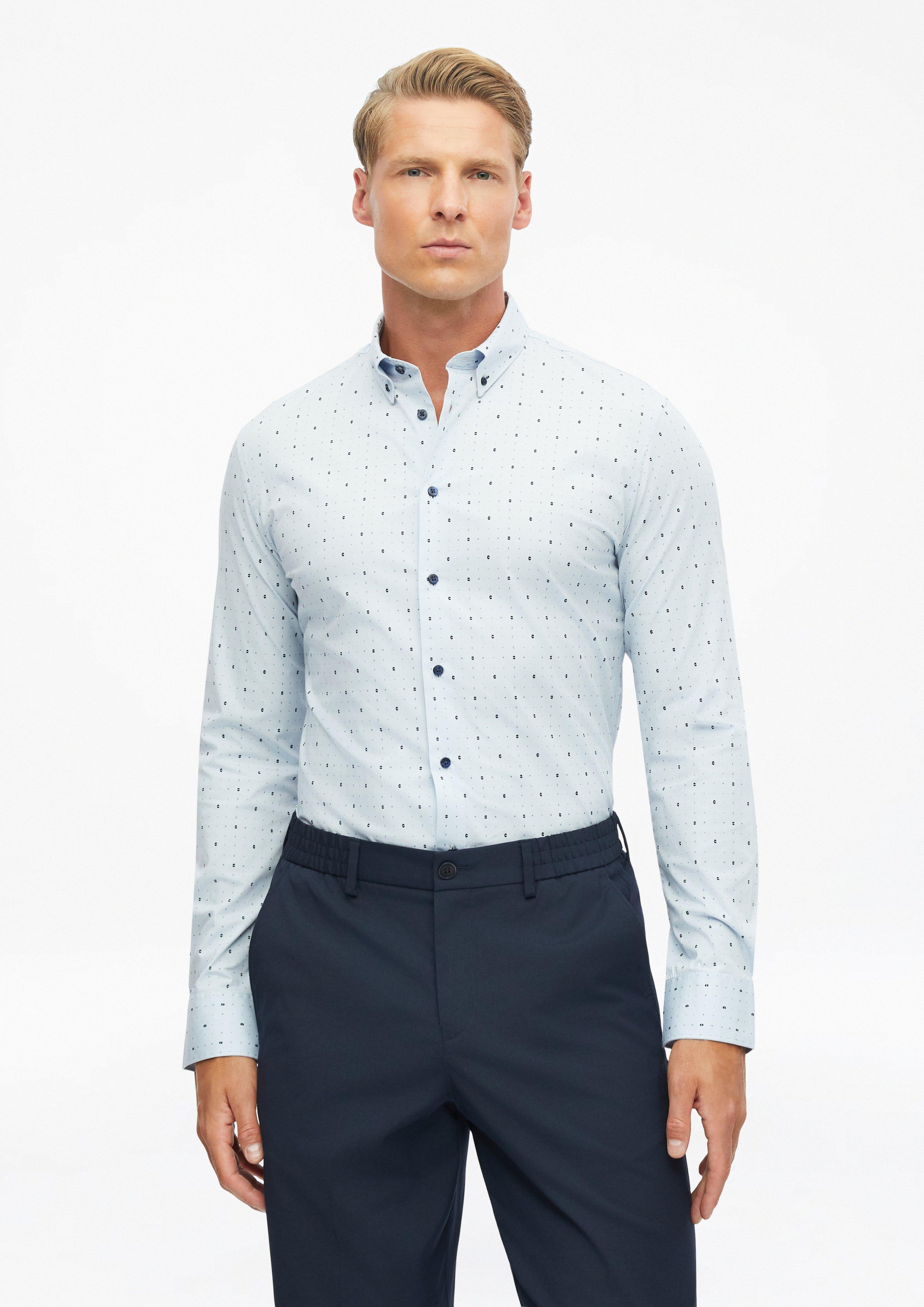Tailored Fit: Srajca z ovratnikom na gumb iz udobnega streča v barvi svetlo modra od s.Oliver BLACK LABEL