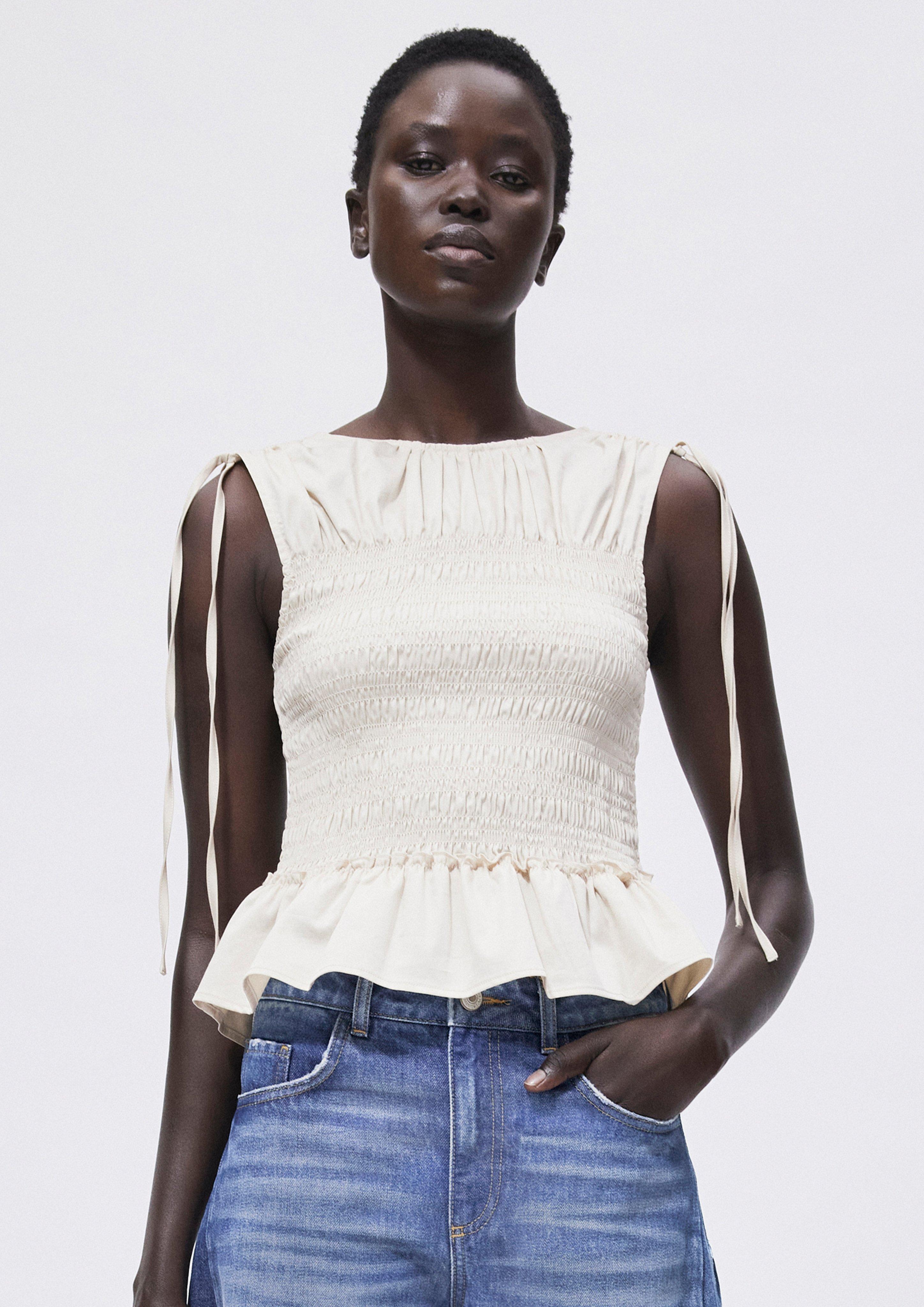 Bluse in helles beige von COMMA