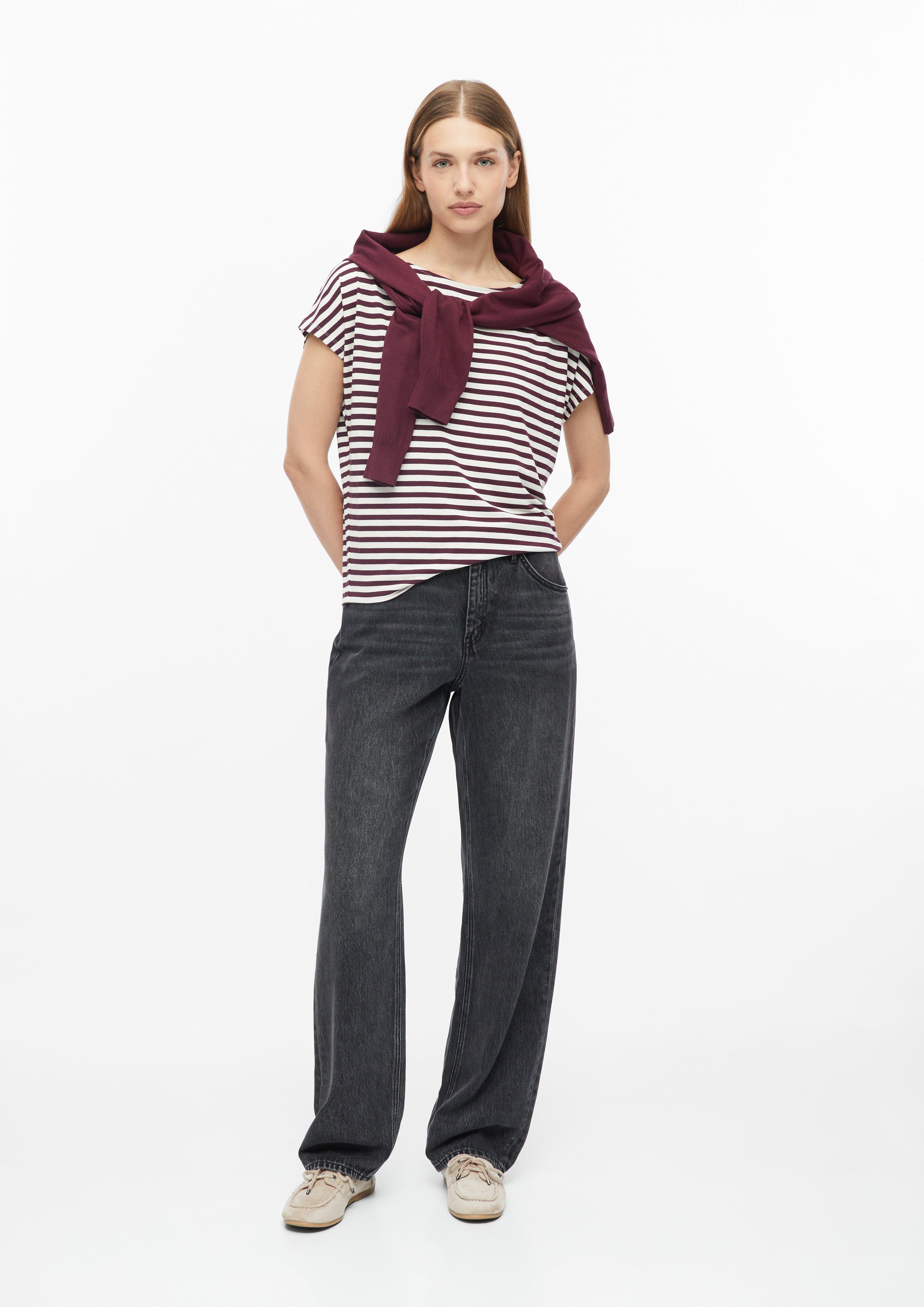 Dames Soepelvallend gestreept shirt met afgezakte schouders in rood van s.Oliver