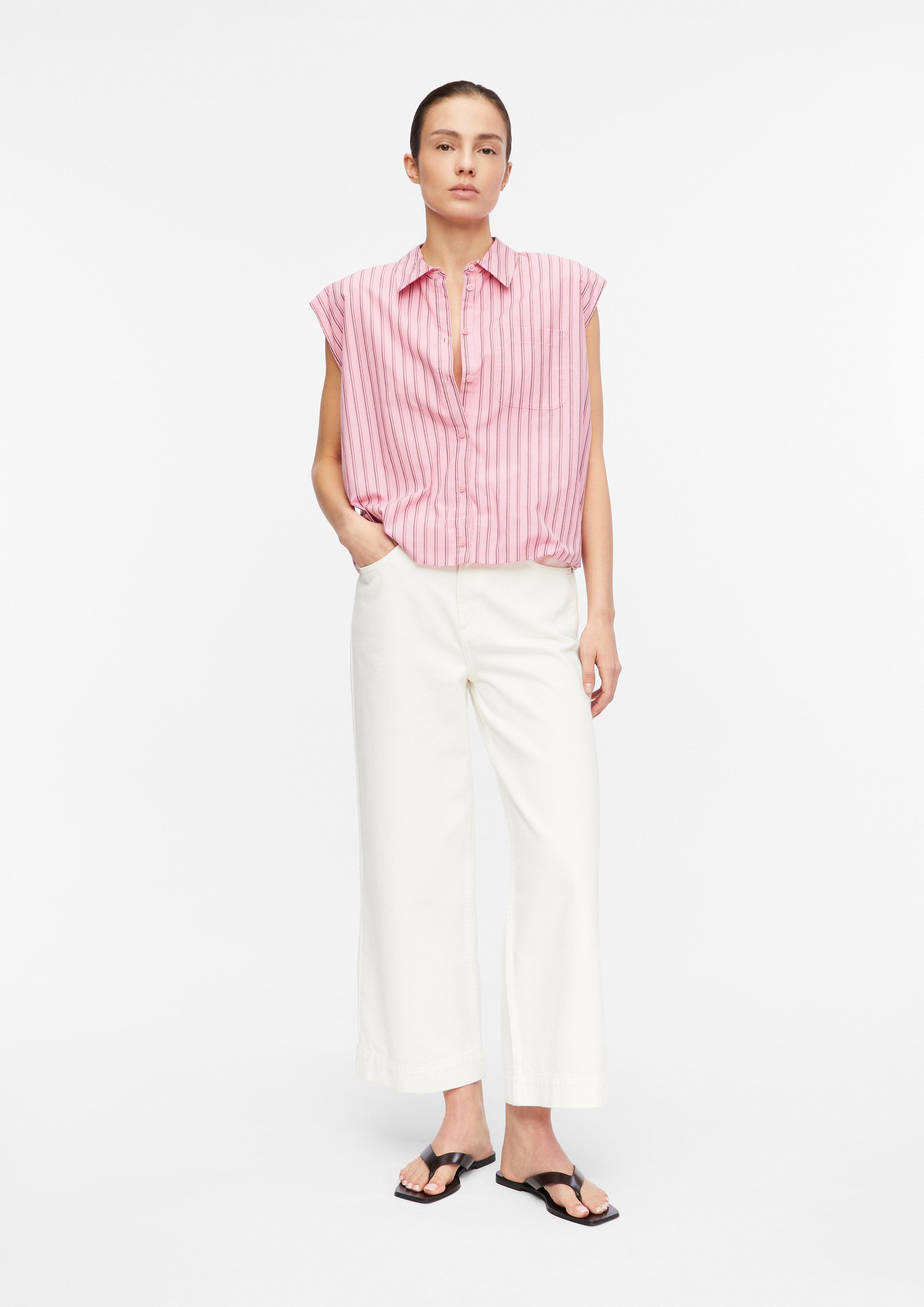 Ärmellose Bluse mit Ballon-Saum in  von COMMA