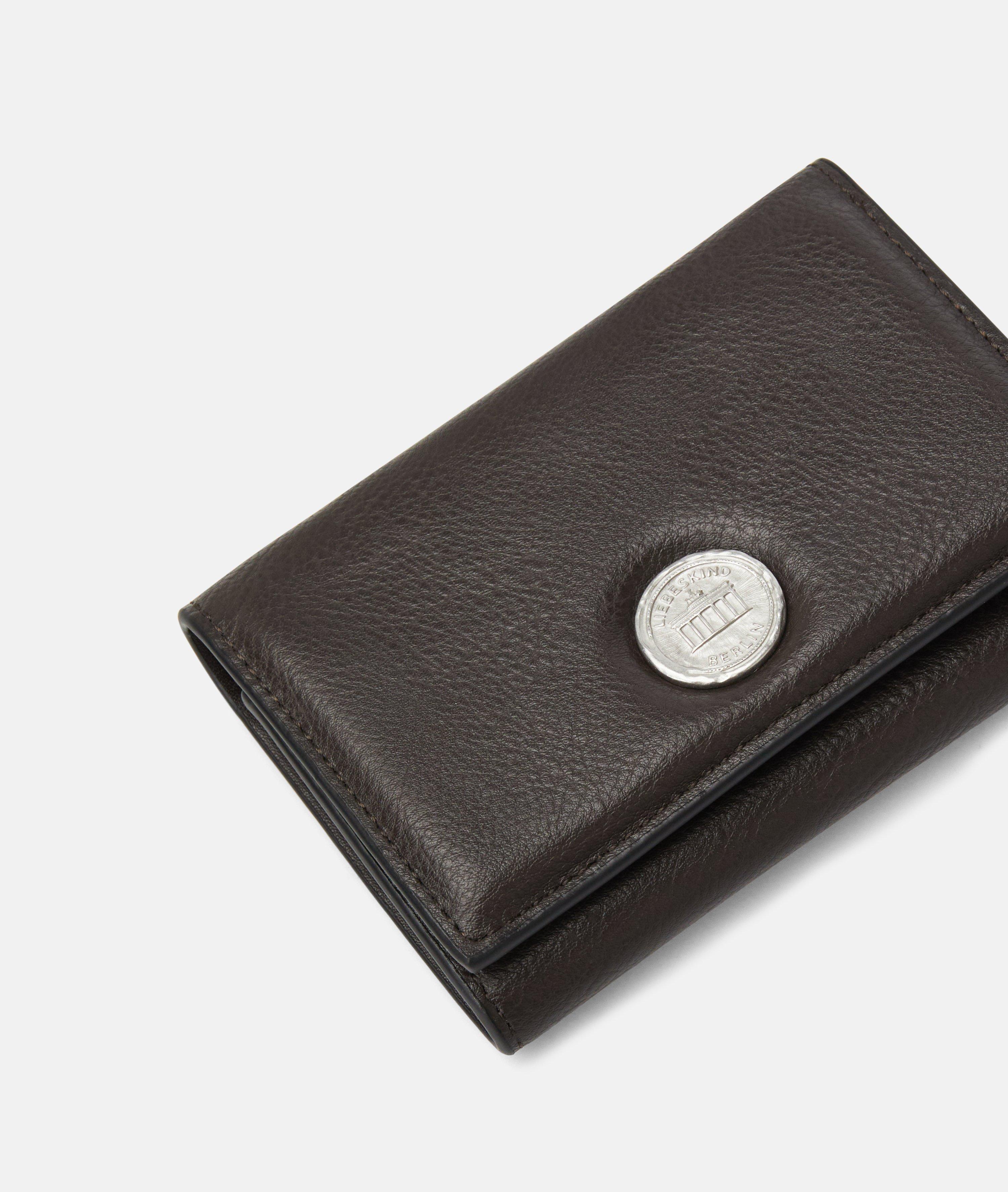 Femmes Portefeuille spacieux aspect cuir avec un grain authentique en brun de Liebeskind Berlin
