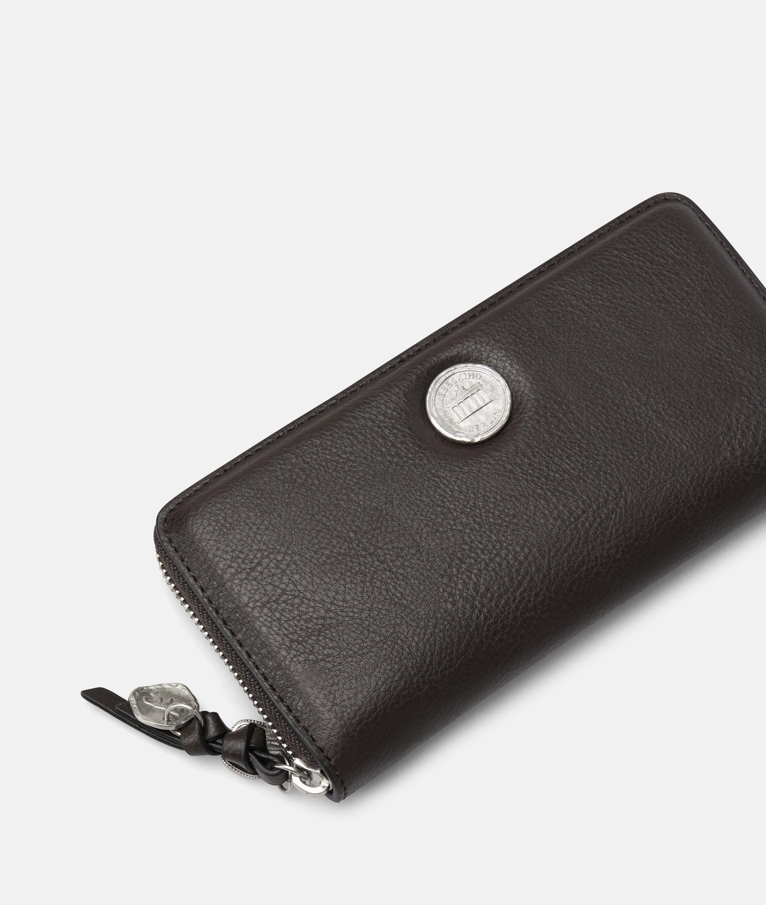 Femmes Grand portefeuille aspect cuir avec un grain authentique en brun de Liebeskind Berlin