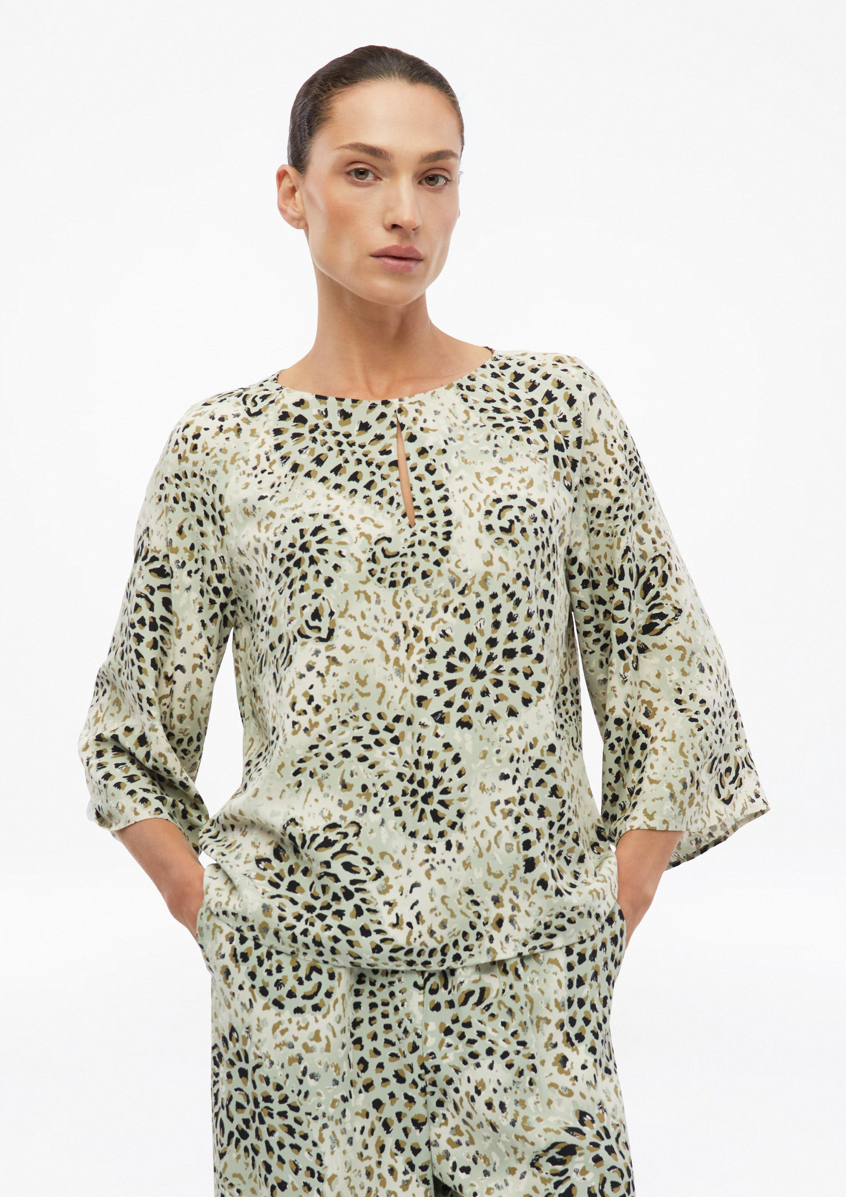 Damen Fließende Bluse mit All-over-Print und Cut-out in  von s.Oliver BLACK LABEL