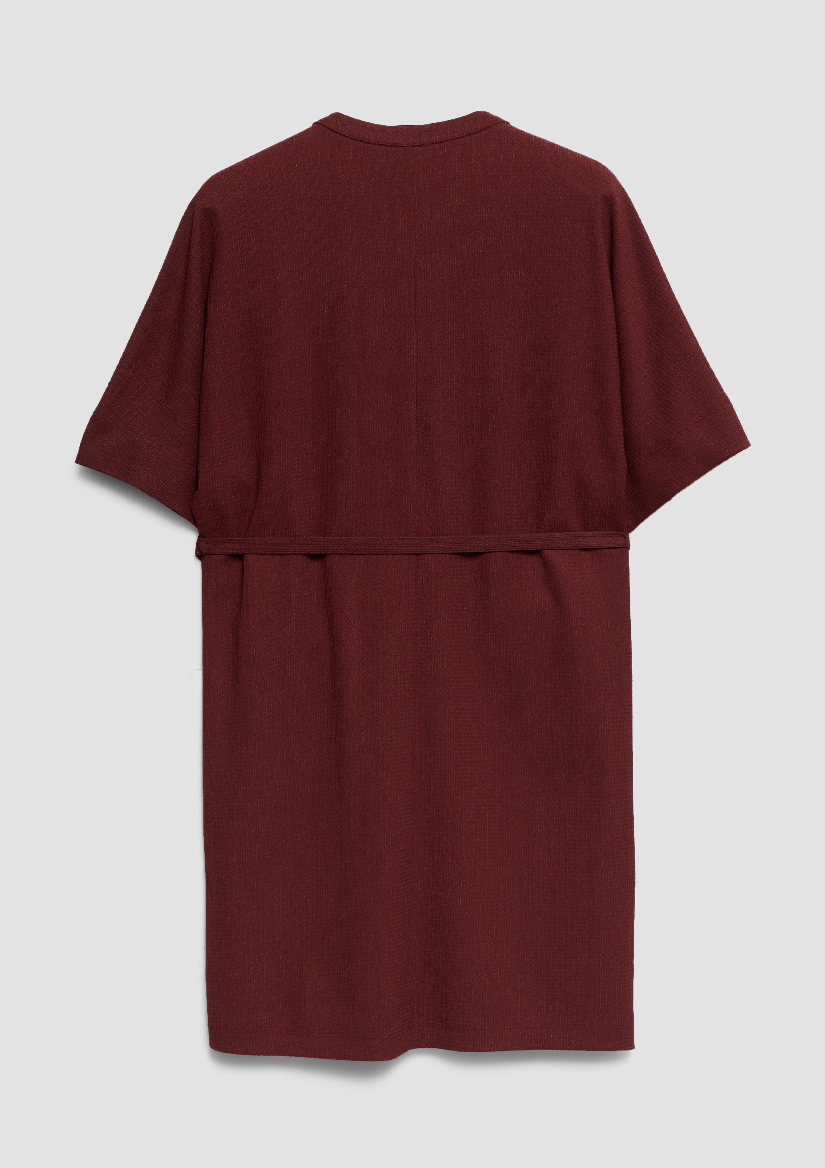 Šaty in 3903, 42A0, 8918, 84A0 & 9999