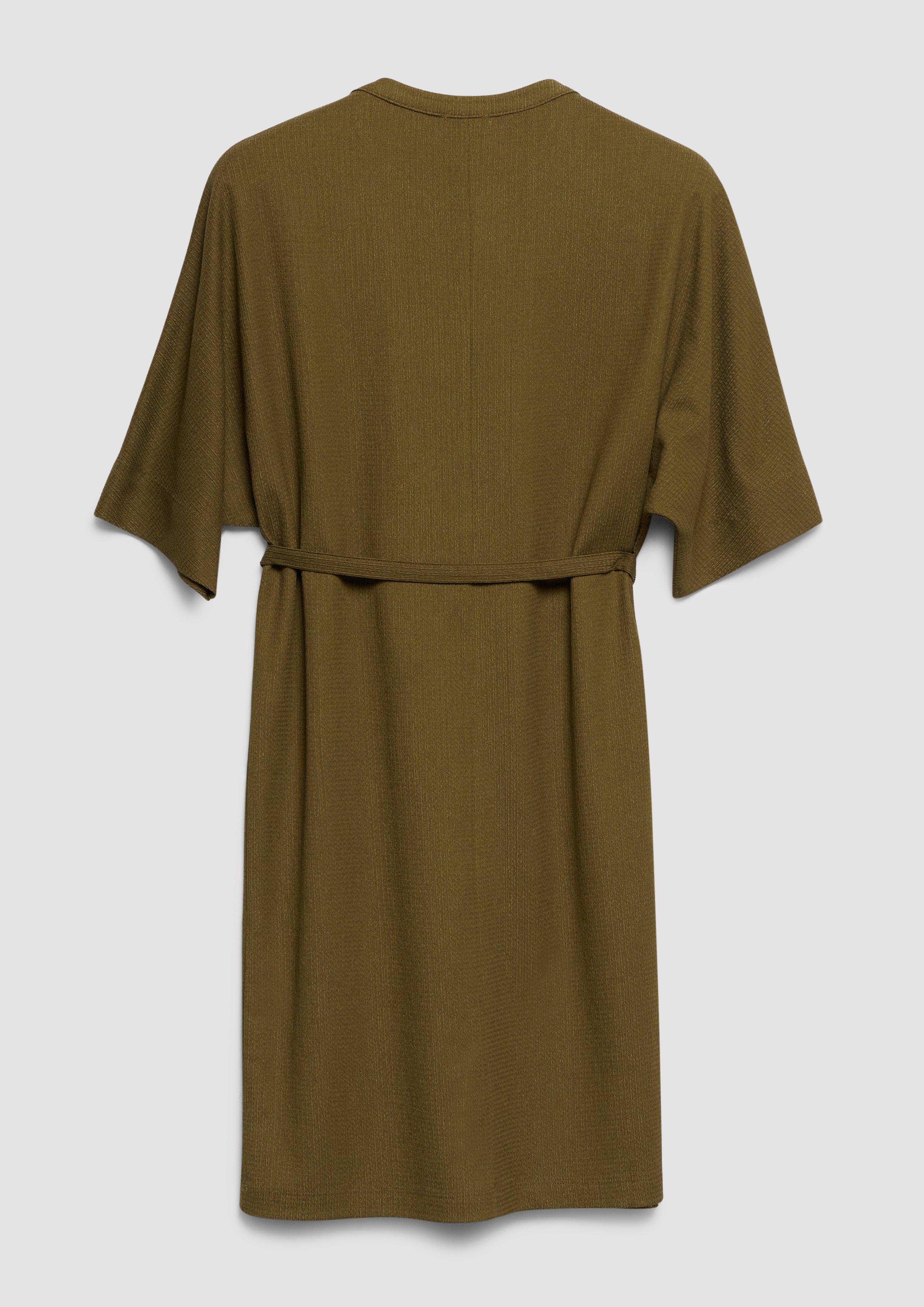 Šaty in 8918, 42A0, 3903, 84A0 & 9999