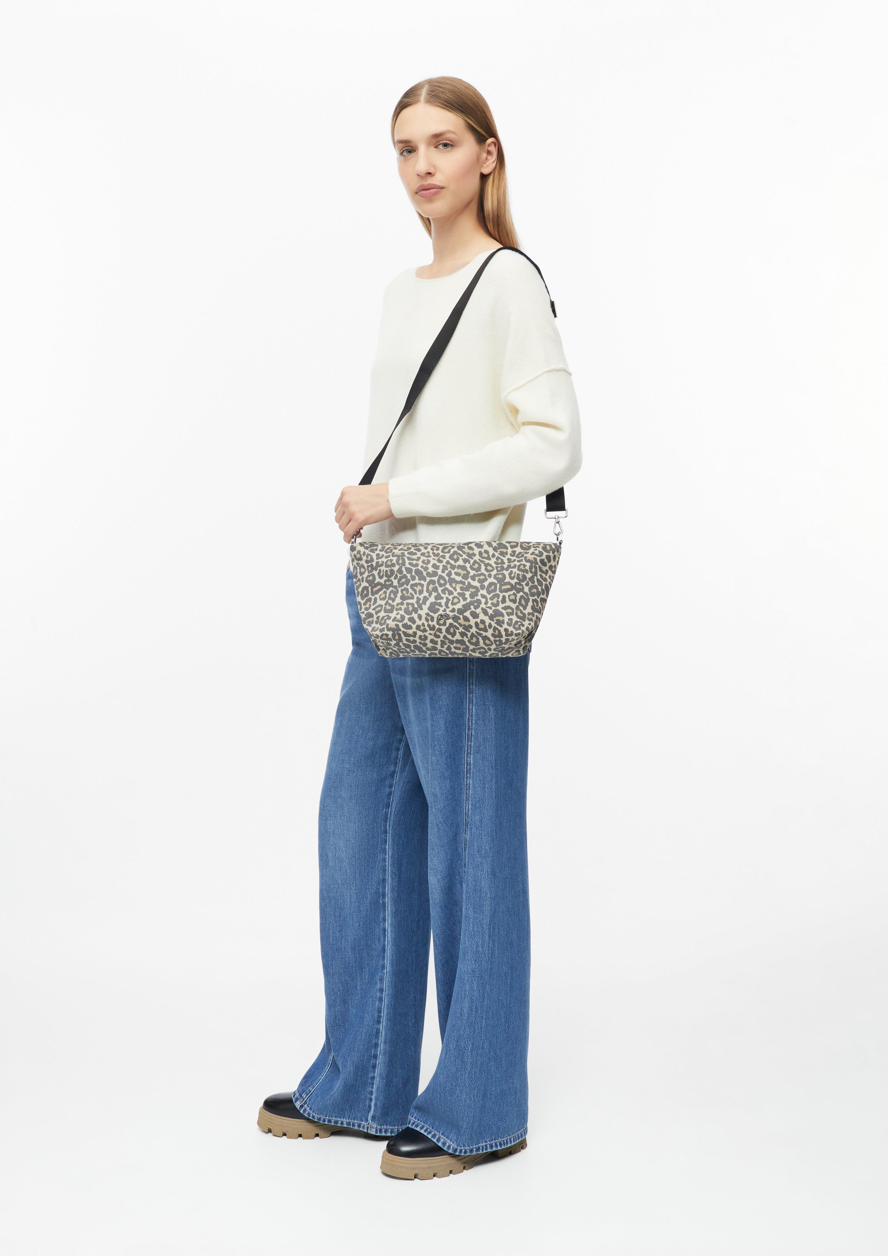 Femmes Sac à bandoulière à motif animalier et compartiment zippé en brun de s.Oliver