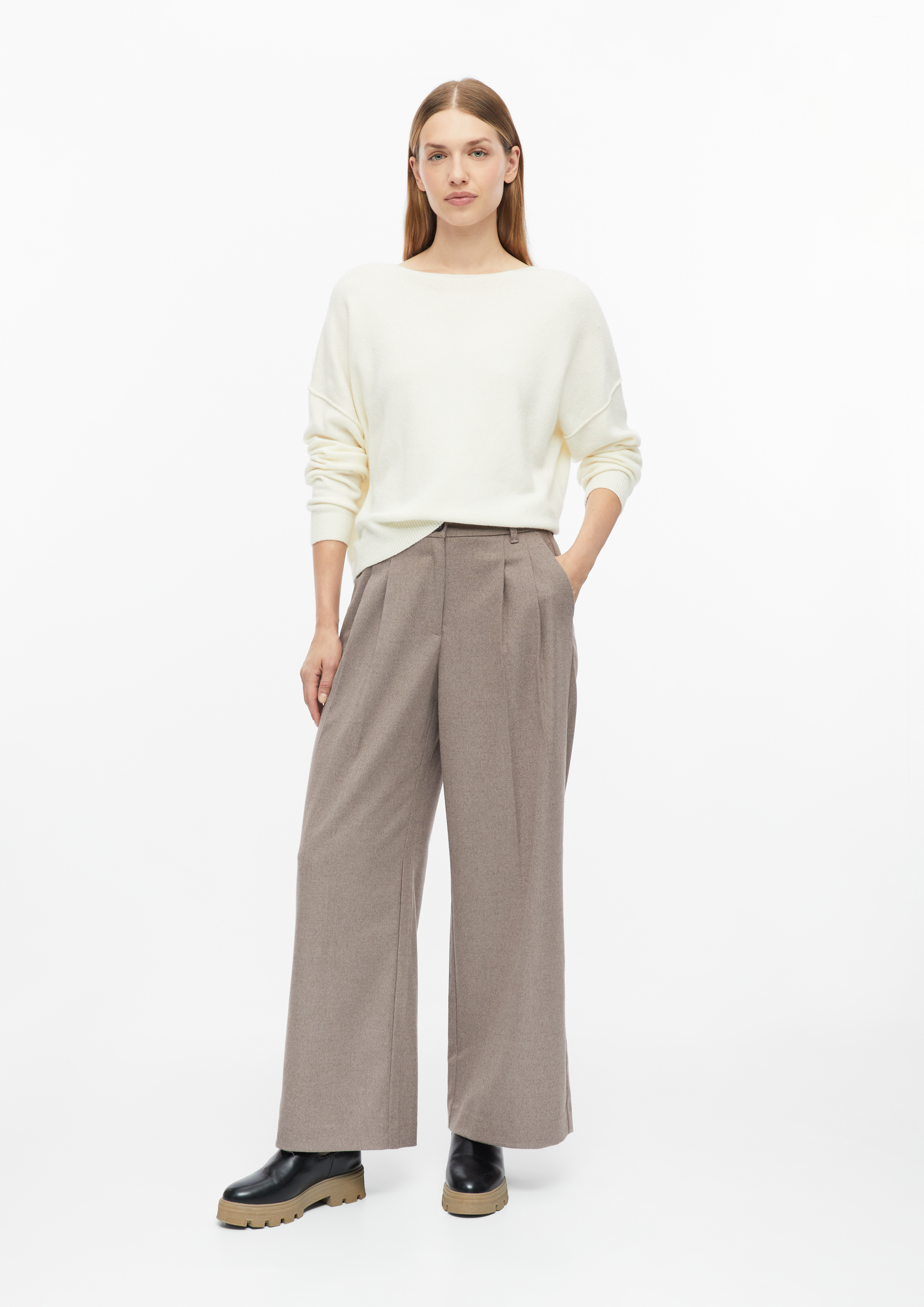 Women Trousers in brown by s.Oliver
