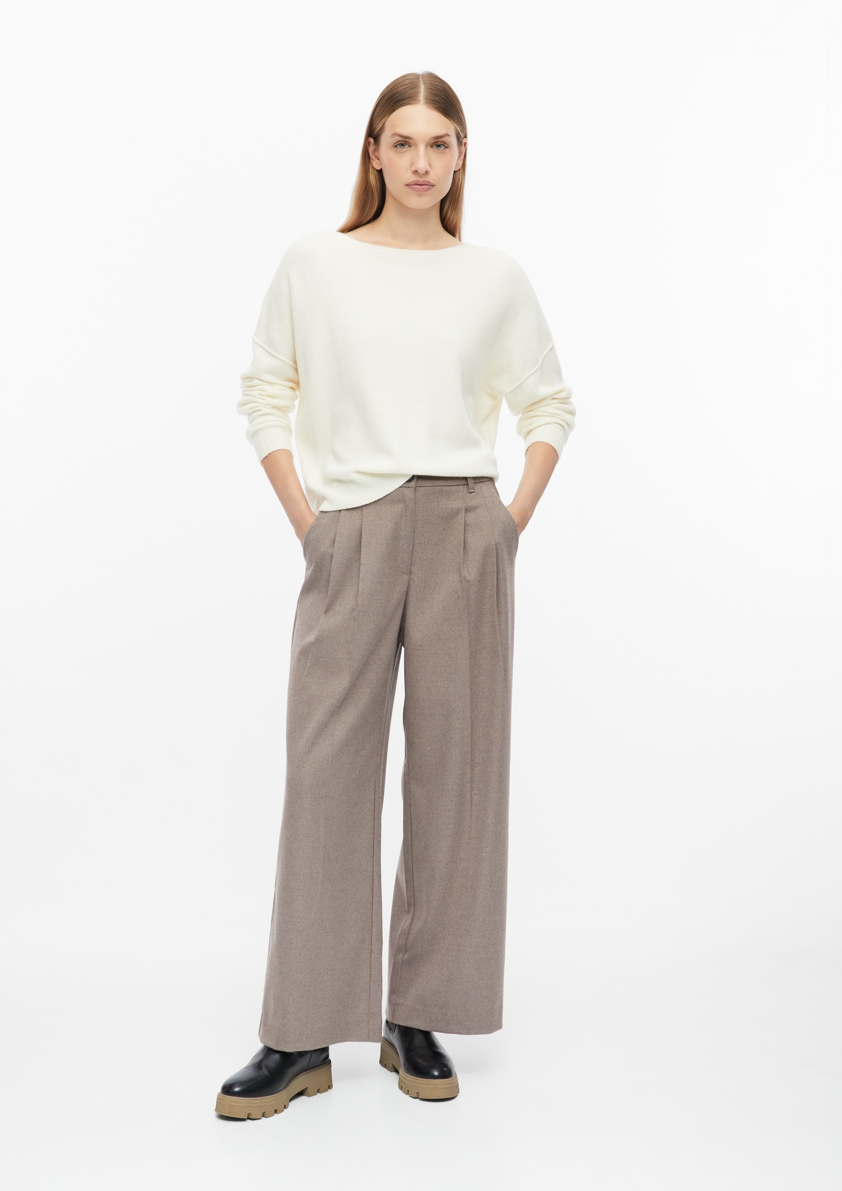 Women Trousers in brown by s.Oliver
