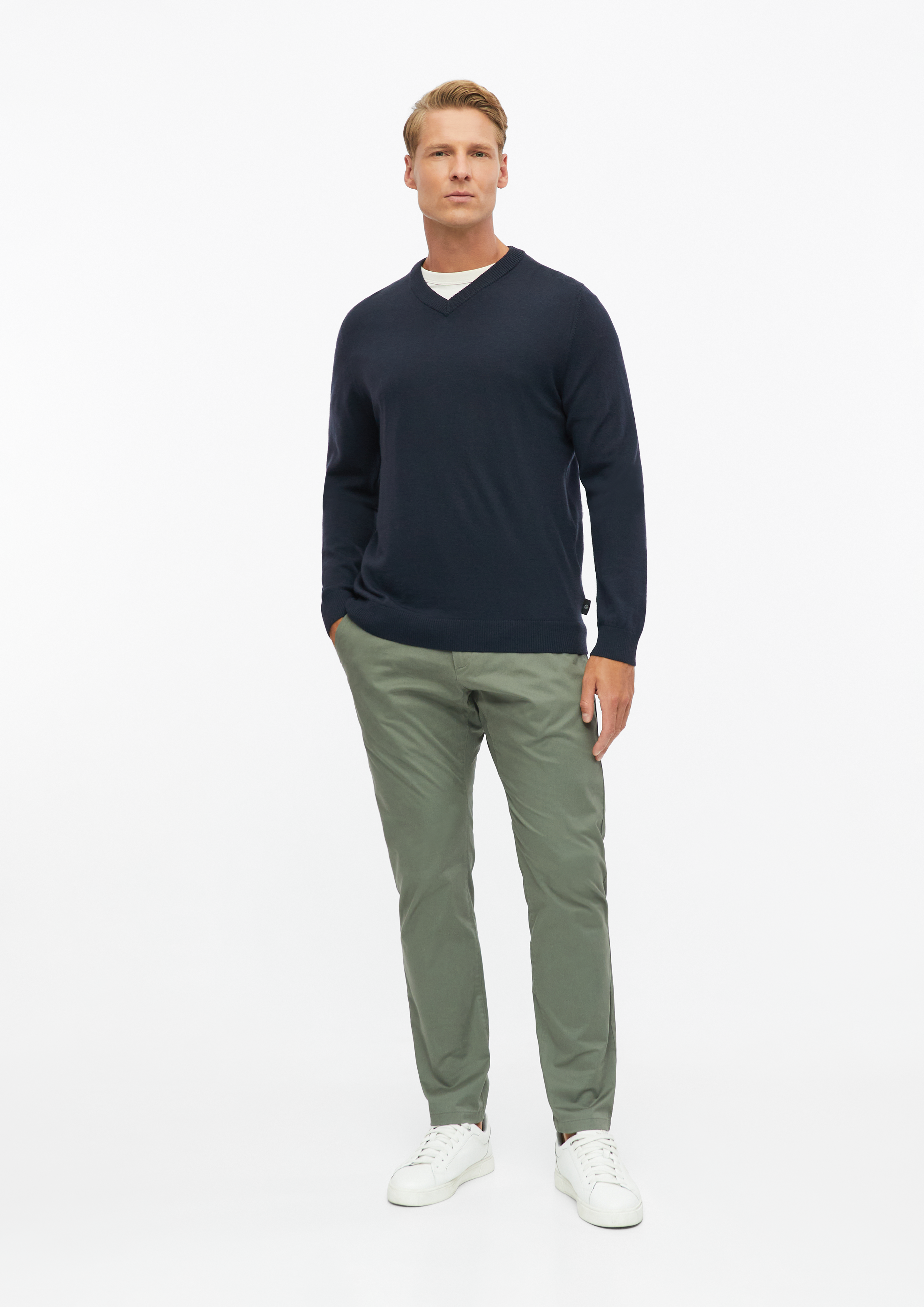 Herren Chinohose aus feinem Baumwollstretch in grau von s.Oliver BLACK LABEL