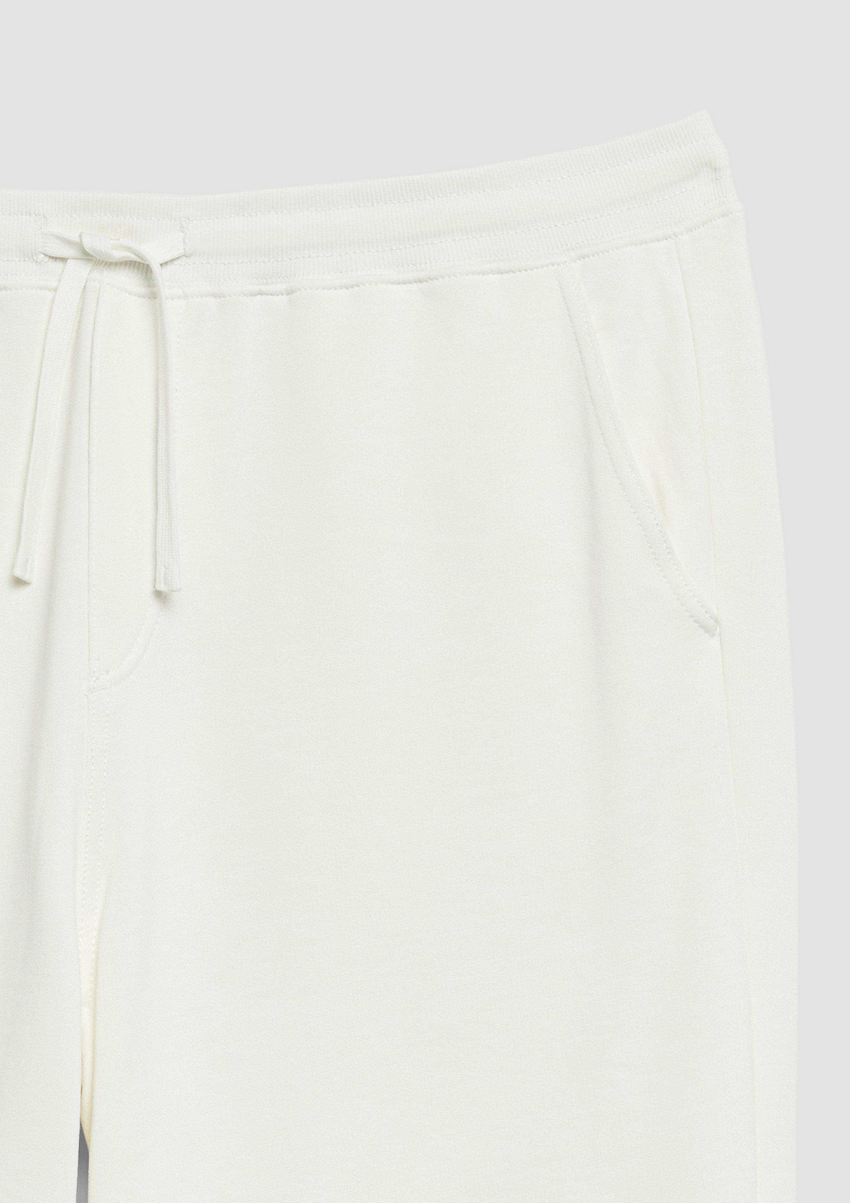 Bermuda in 0200, 5978, 8919 & 9999