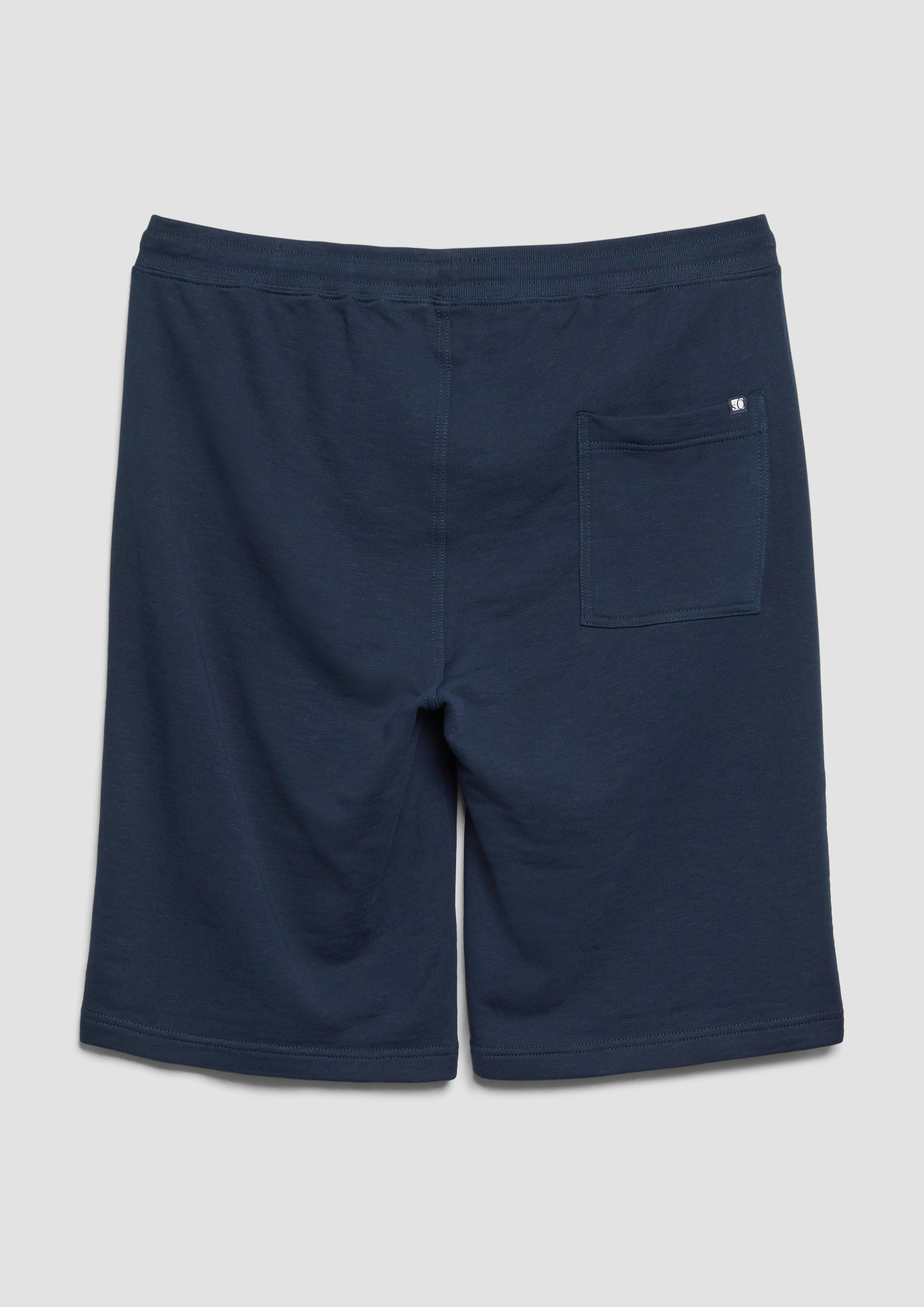 Bermuda in 5978, 0200, 8919 & 9999