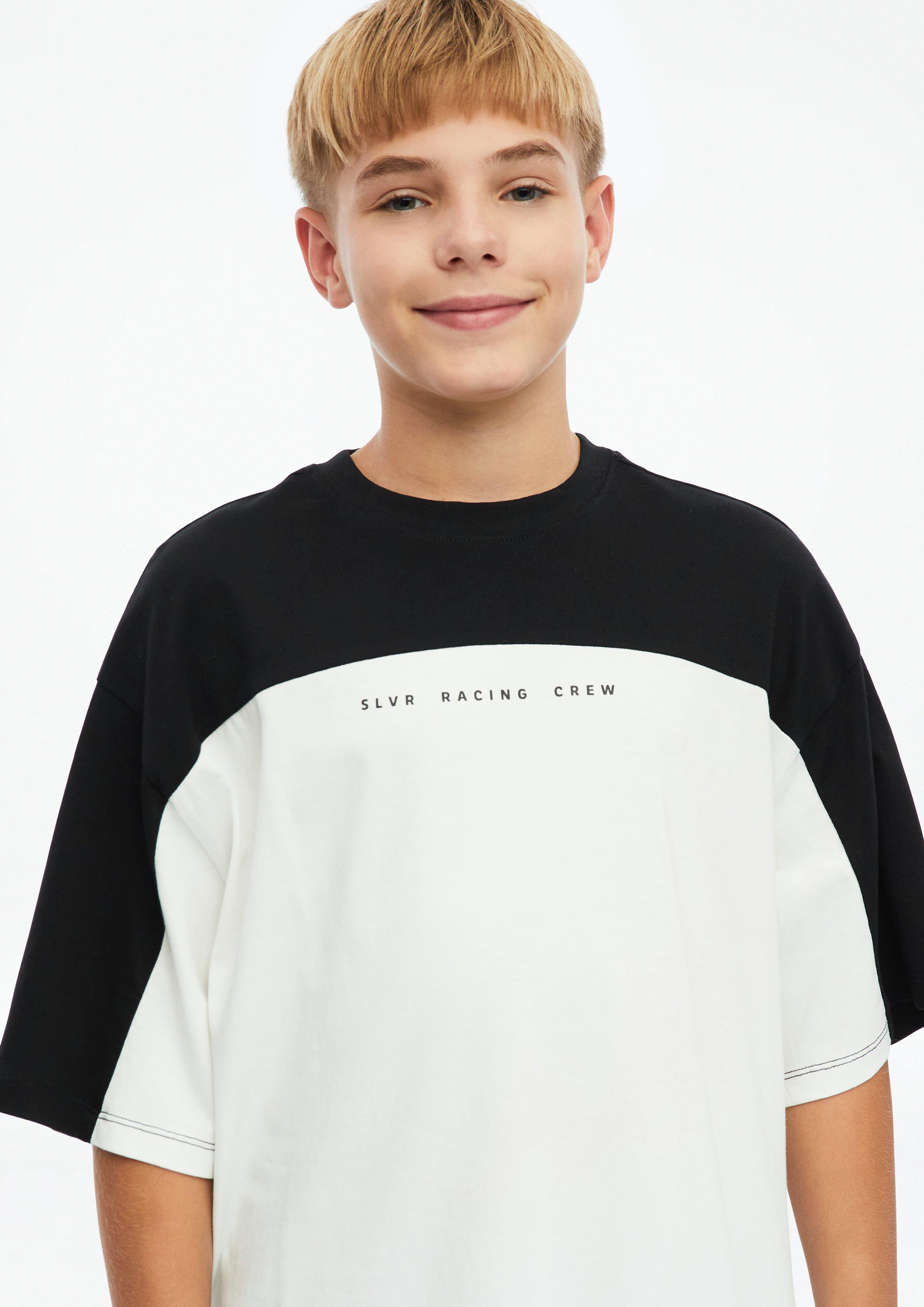 Kinder Oversize T-Shirt mit Colour Blocking und Print in schwarz von s.Oliver