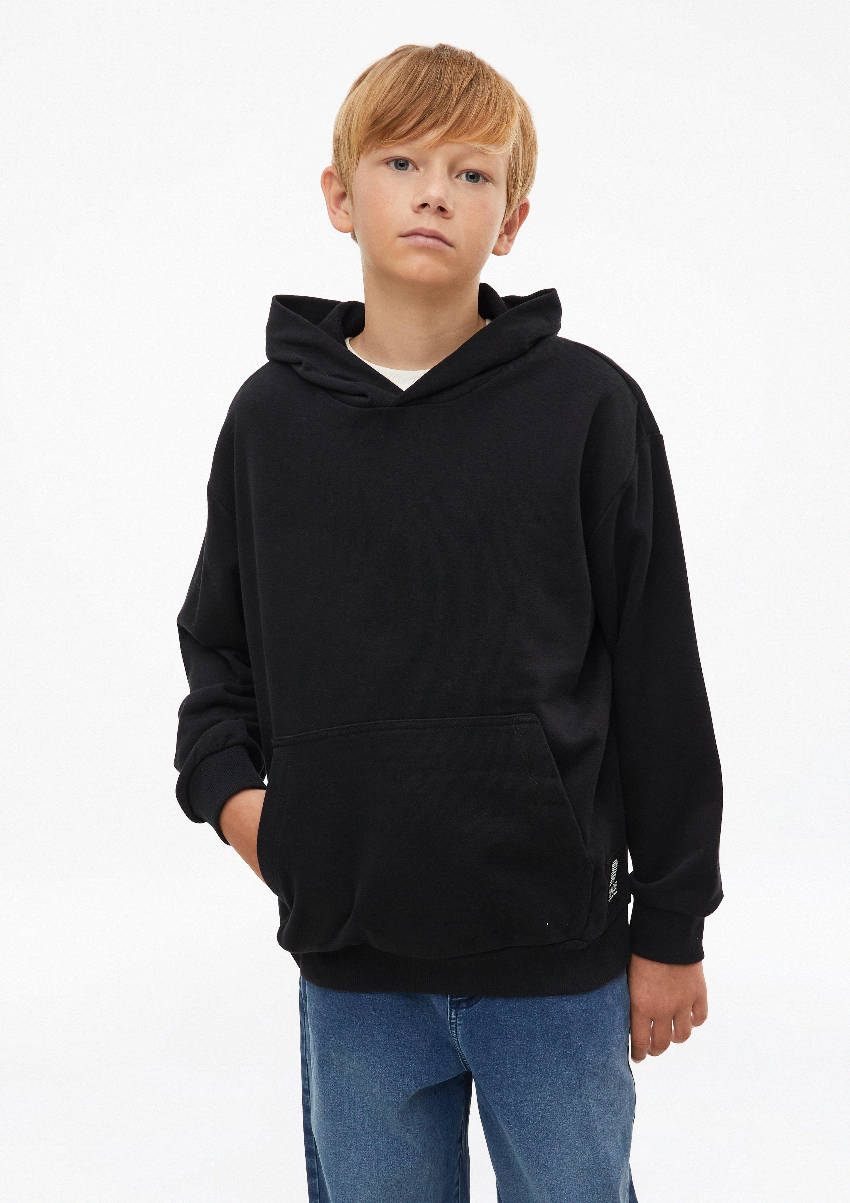 Oversized mikina s kapucňou s nášivkou vo farbe čierna od s.Oliver