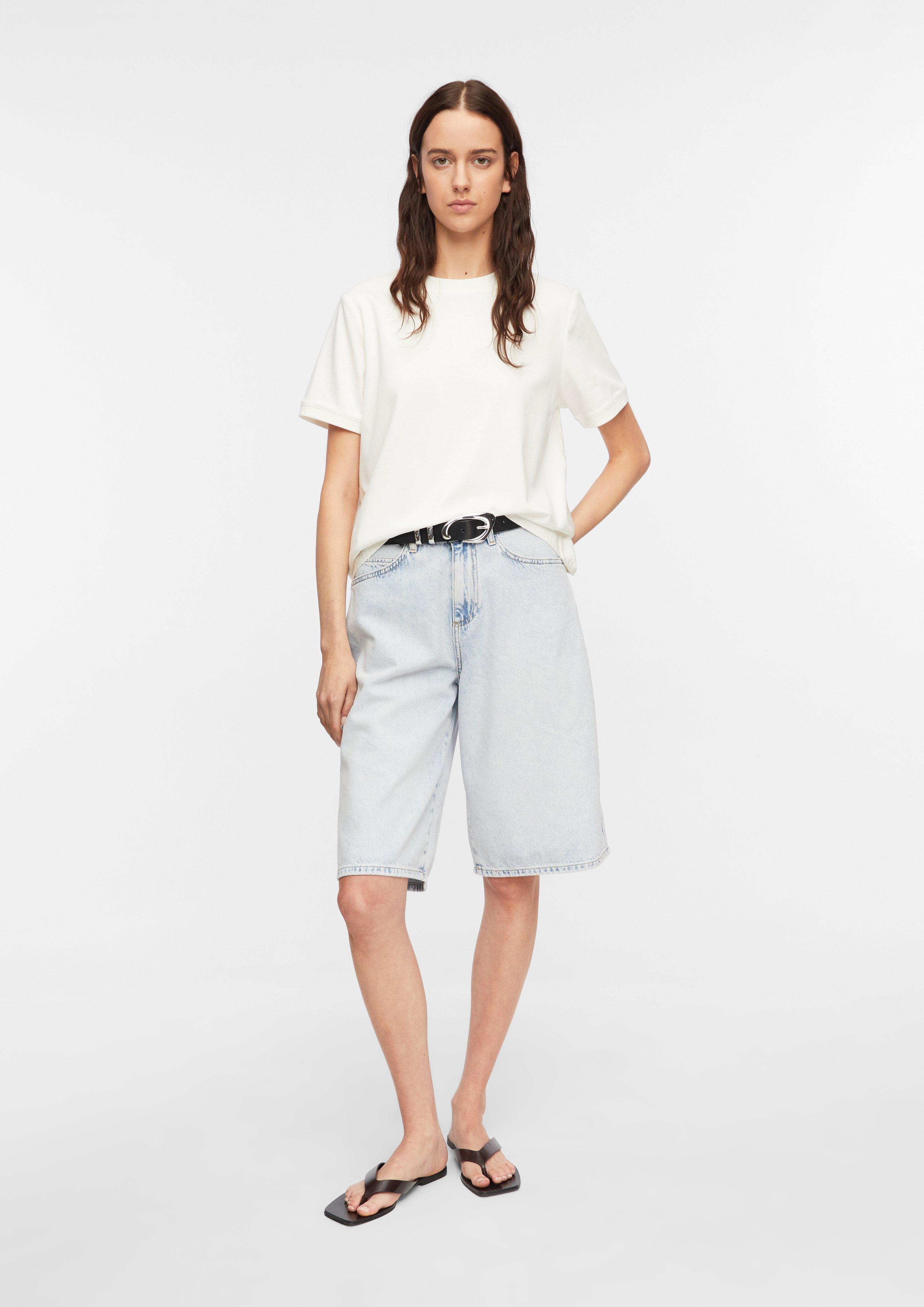 T-Shirt in  by COMMA