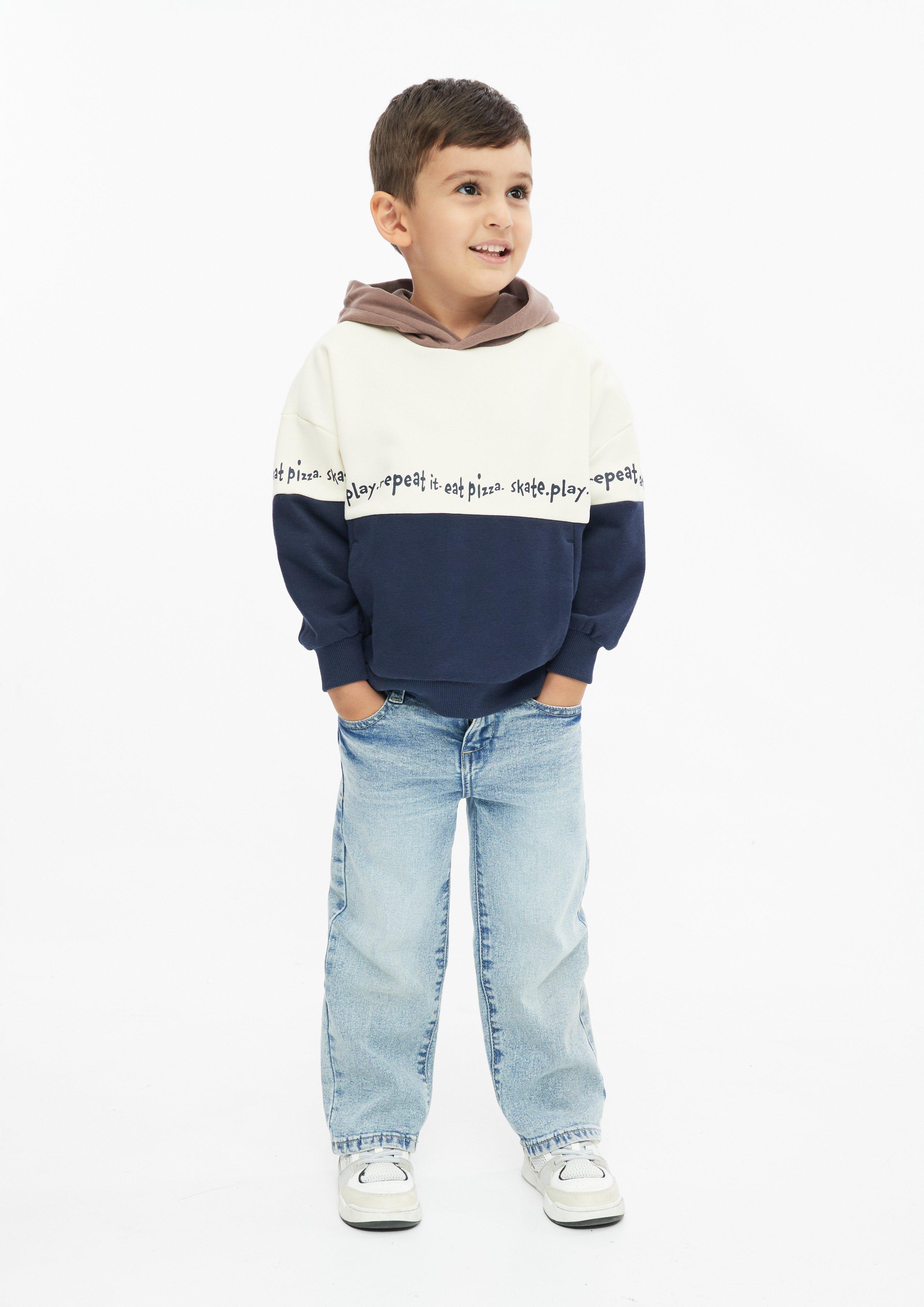 Dzieci Oversize Sweatshirt mit Colour-Blocking und Kapuze w kolorze niebieski od s.Oliver