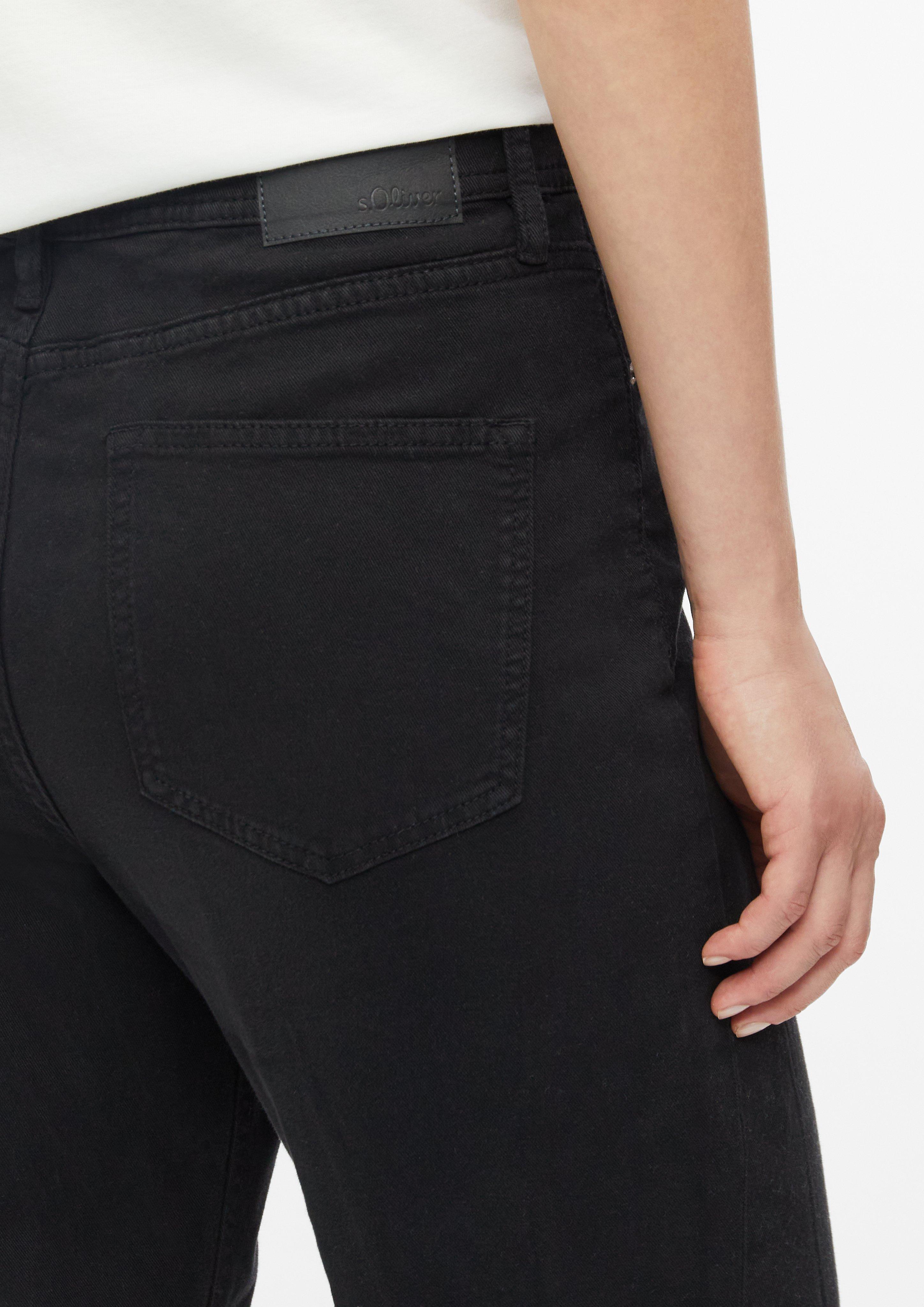 Femmes Jean Suri / Coupe classique / Taille haute / Jambe large en noir de s.Oliver