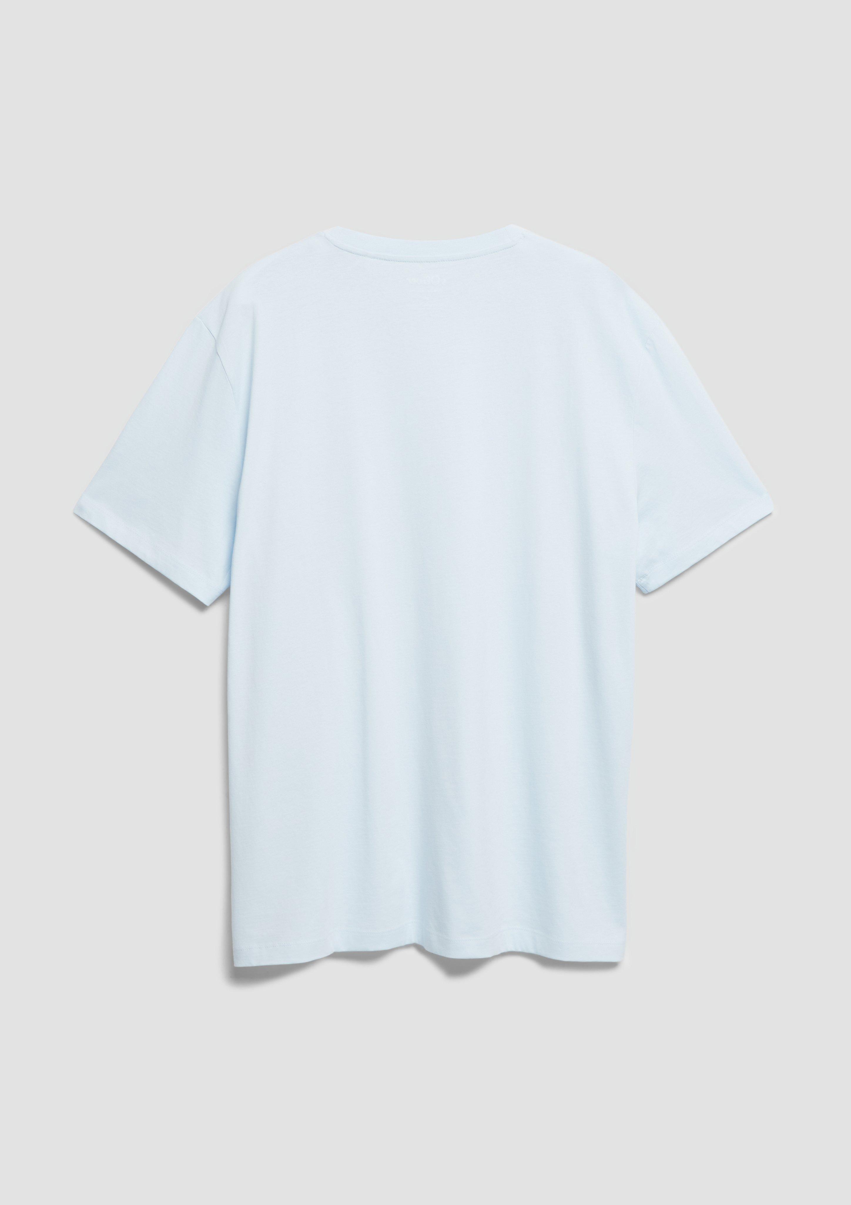 T-Shirt in 5110, 8941 & 5548