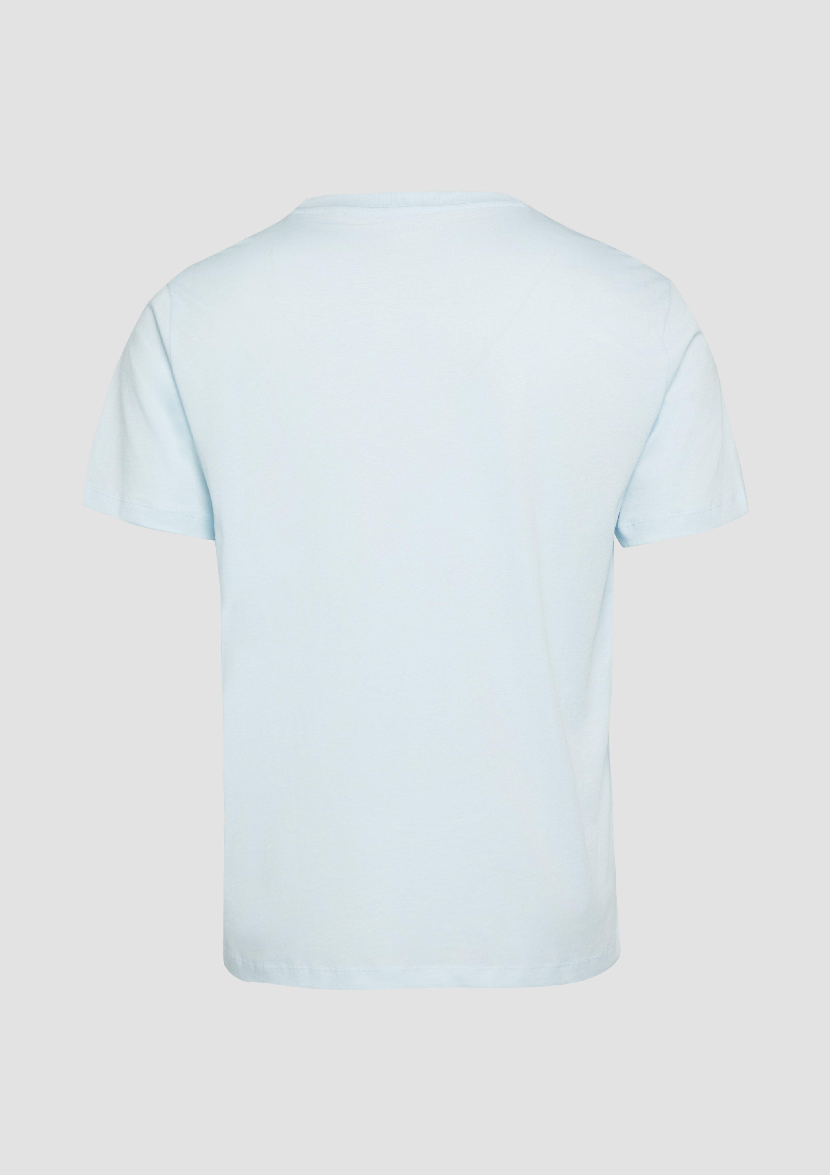 T-Shirt in 51D1, 89D1 & 55D1