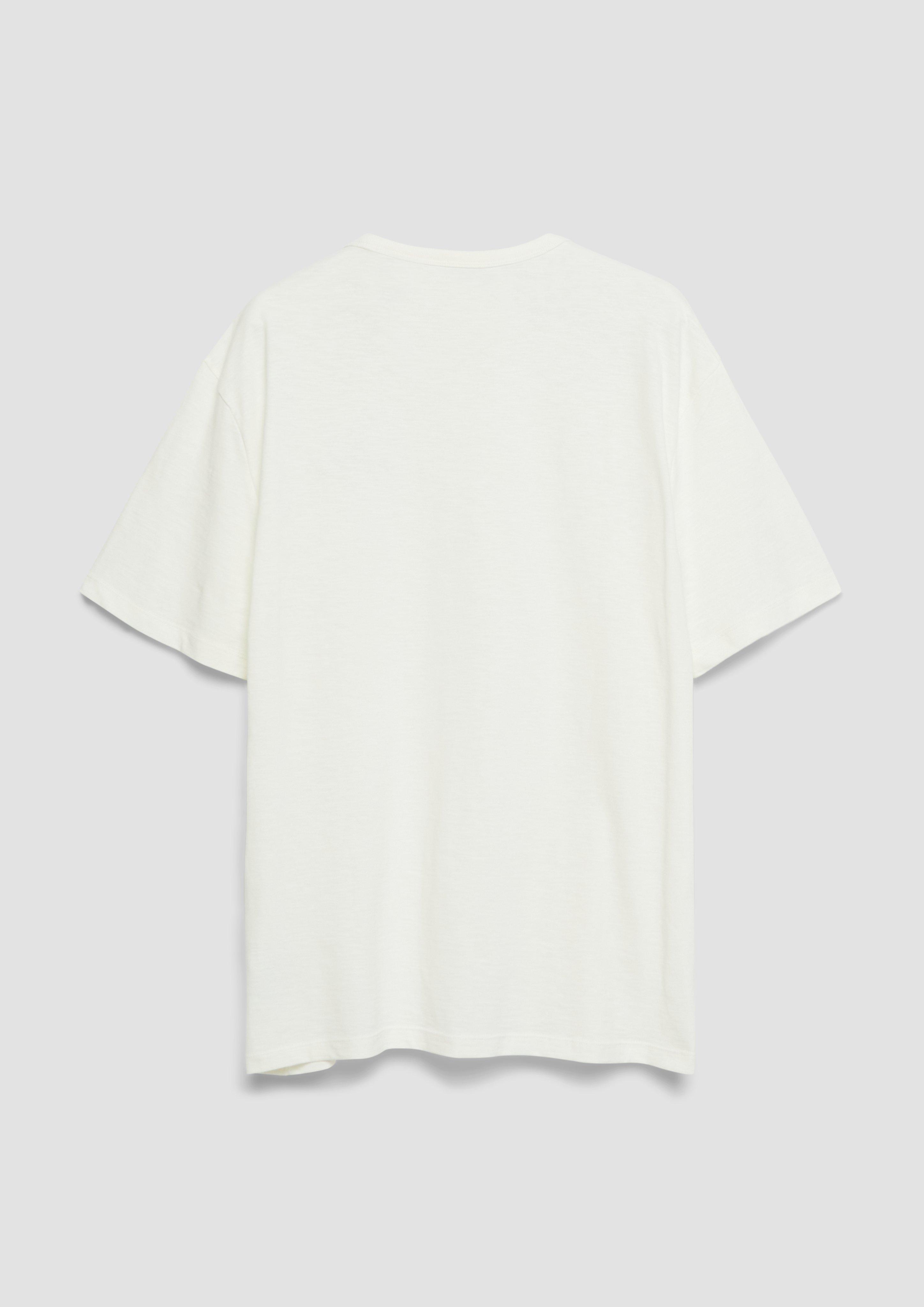 T-Shirt in 02D3, 64D6, 89D4, 02D1, 64D3, 51D4, 81D2, 59D8, 02D8, 81D6, 59D2 & 59D1