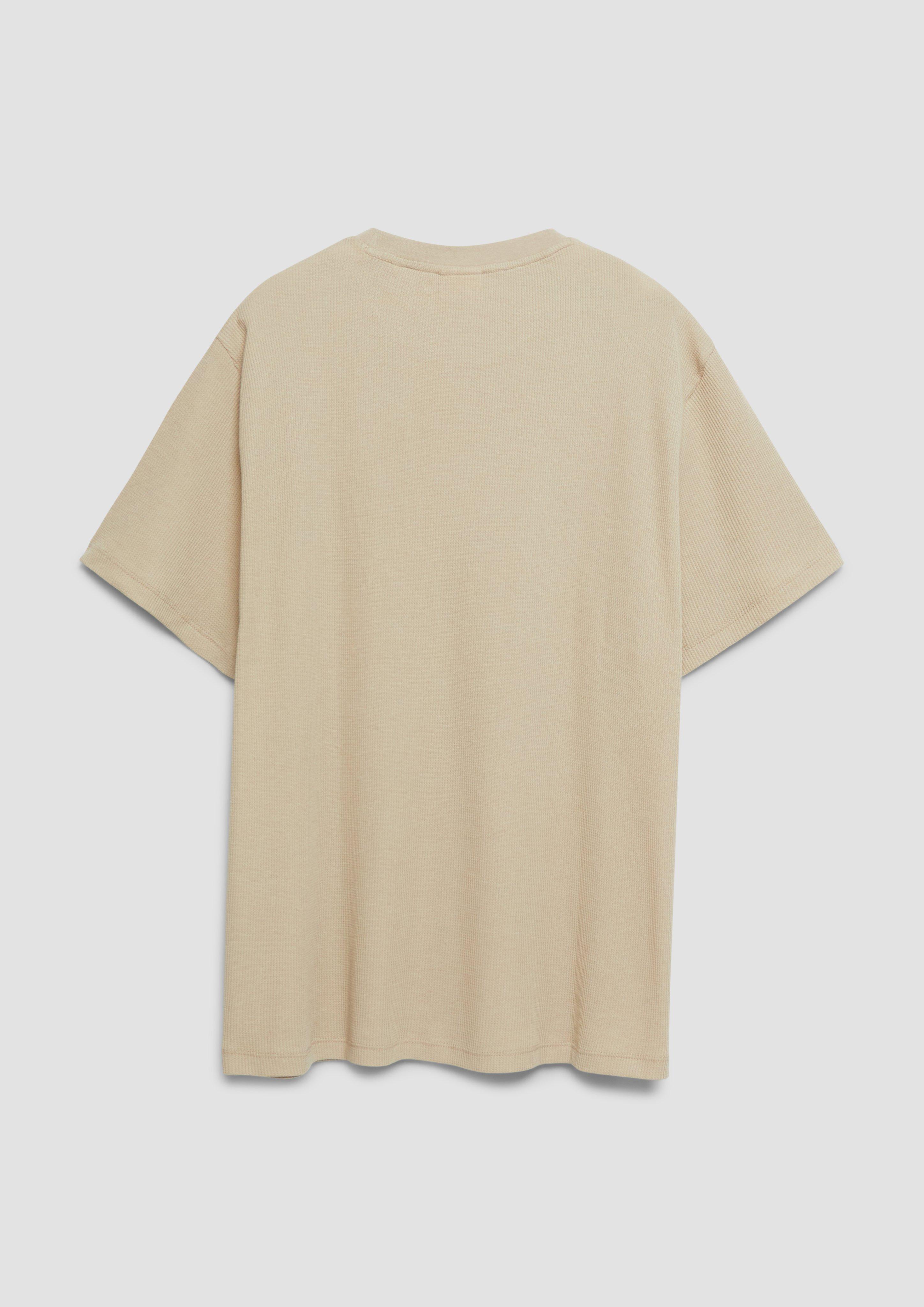 T-Shirt in 8148, 8919 & 0200