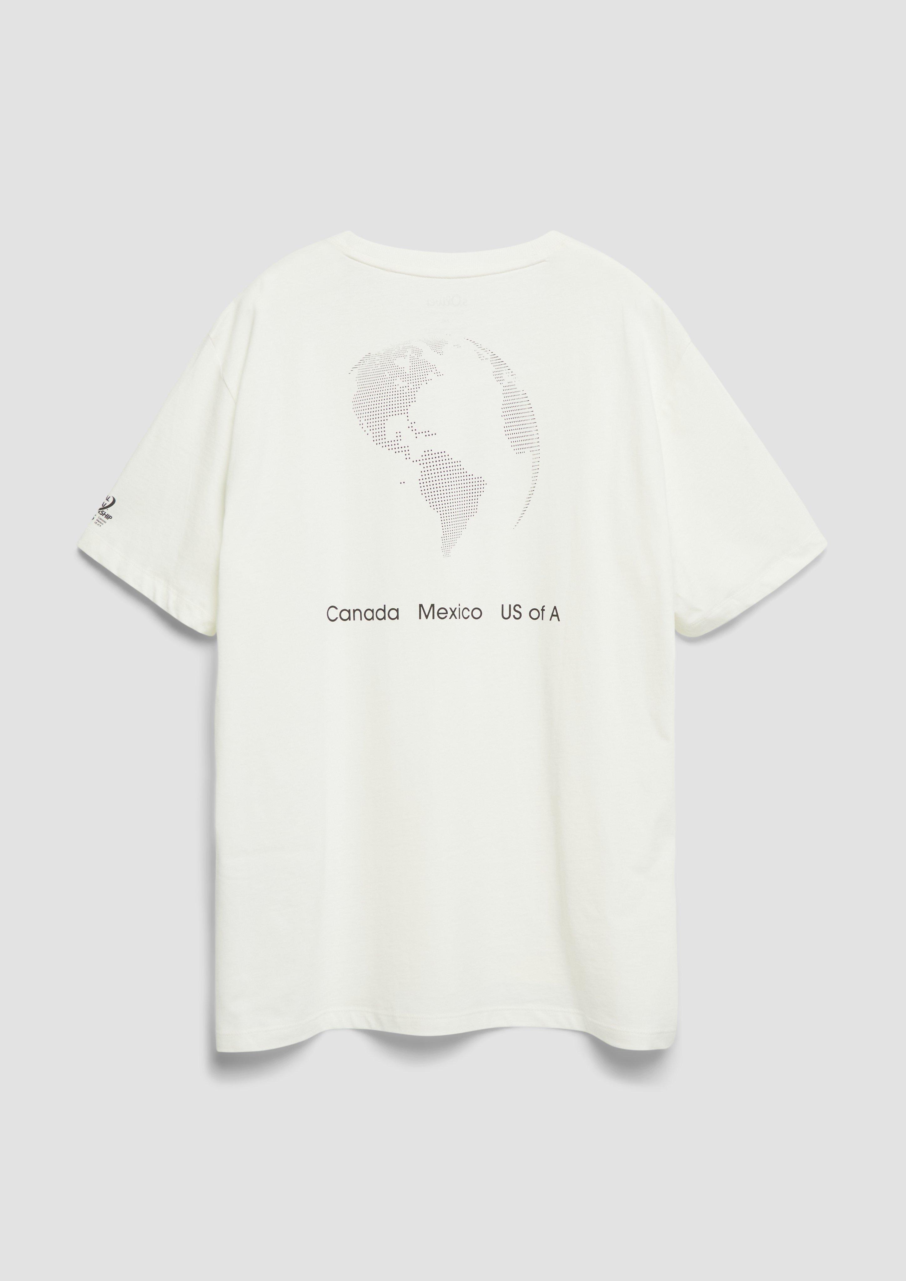 T-Shirt in 02D1 & 99D1