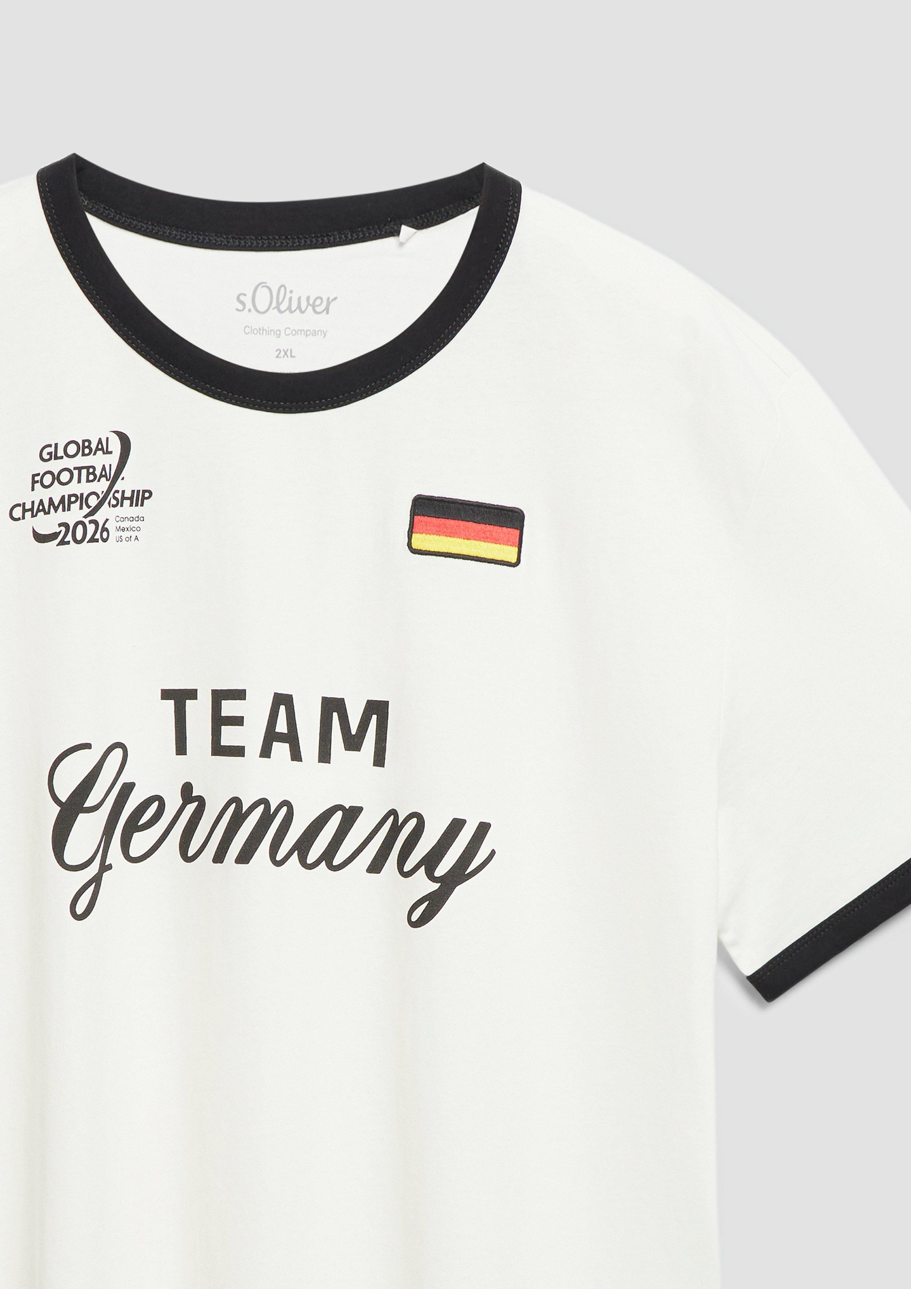 T-Shirt in 02D1 & 99D1