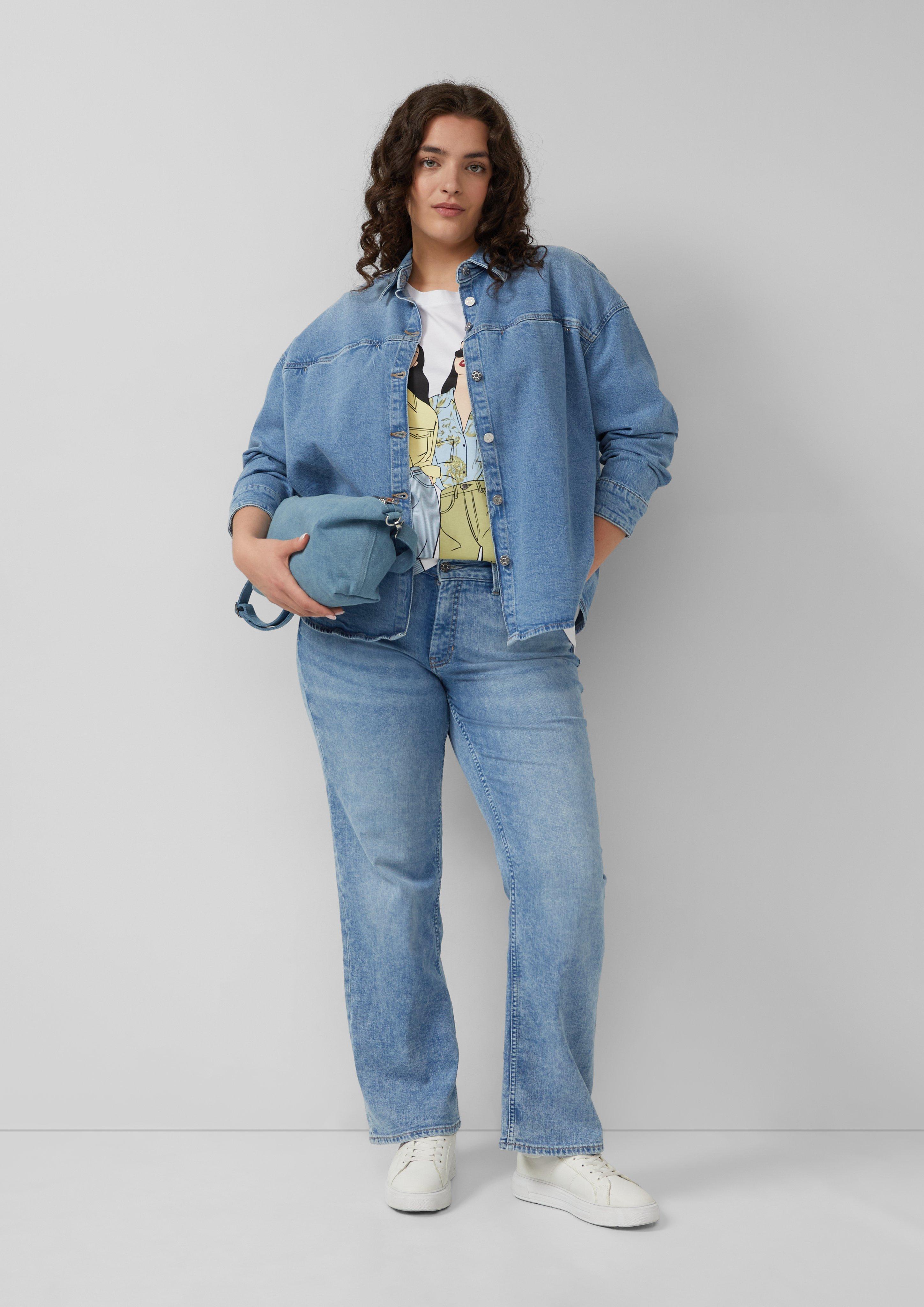 T-Shirt in 01D3 & 01D1