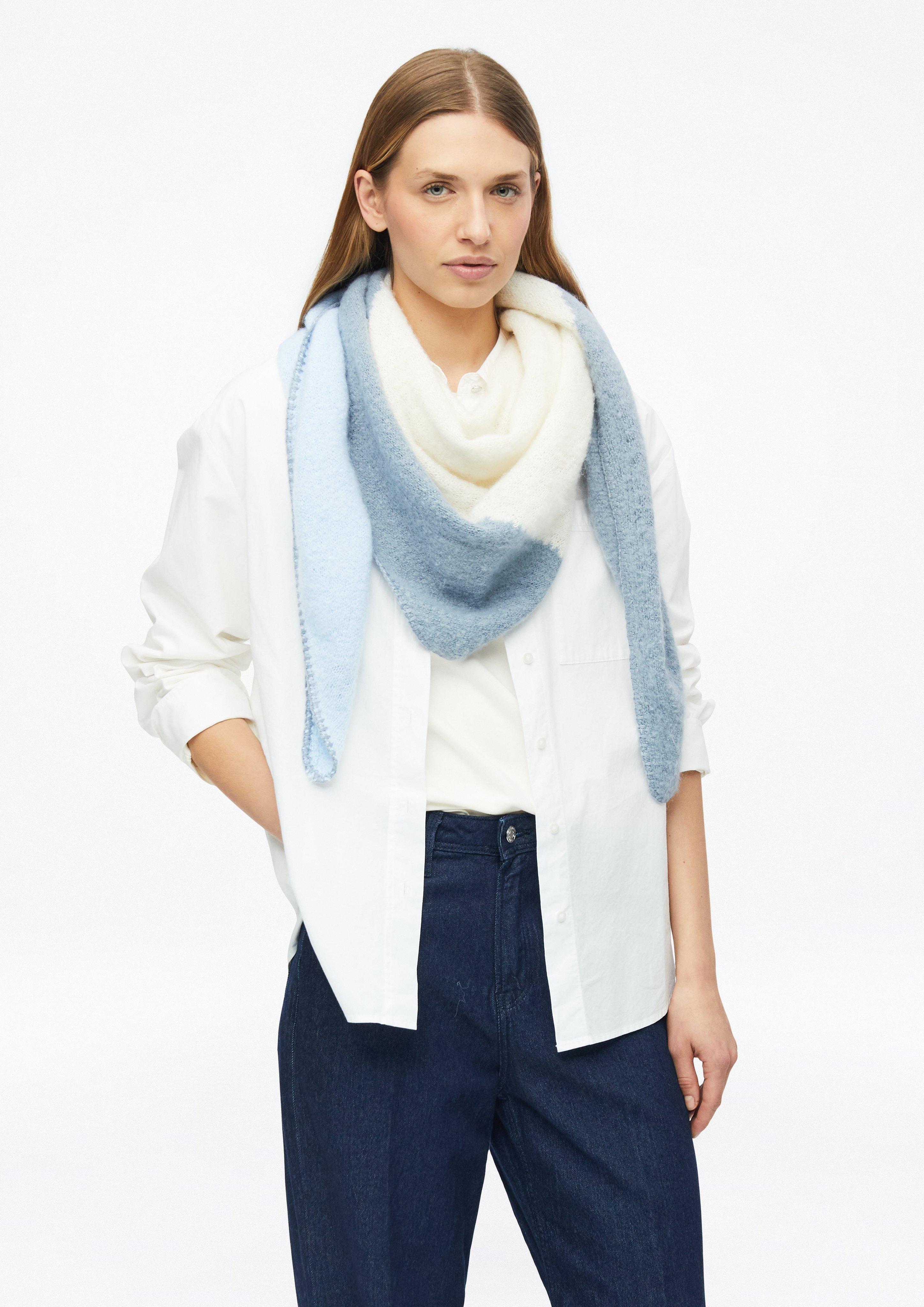 Damen Dreieckstuch aus kuscheliger Bouclé-Strickware in blau von s.Oliver
