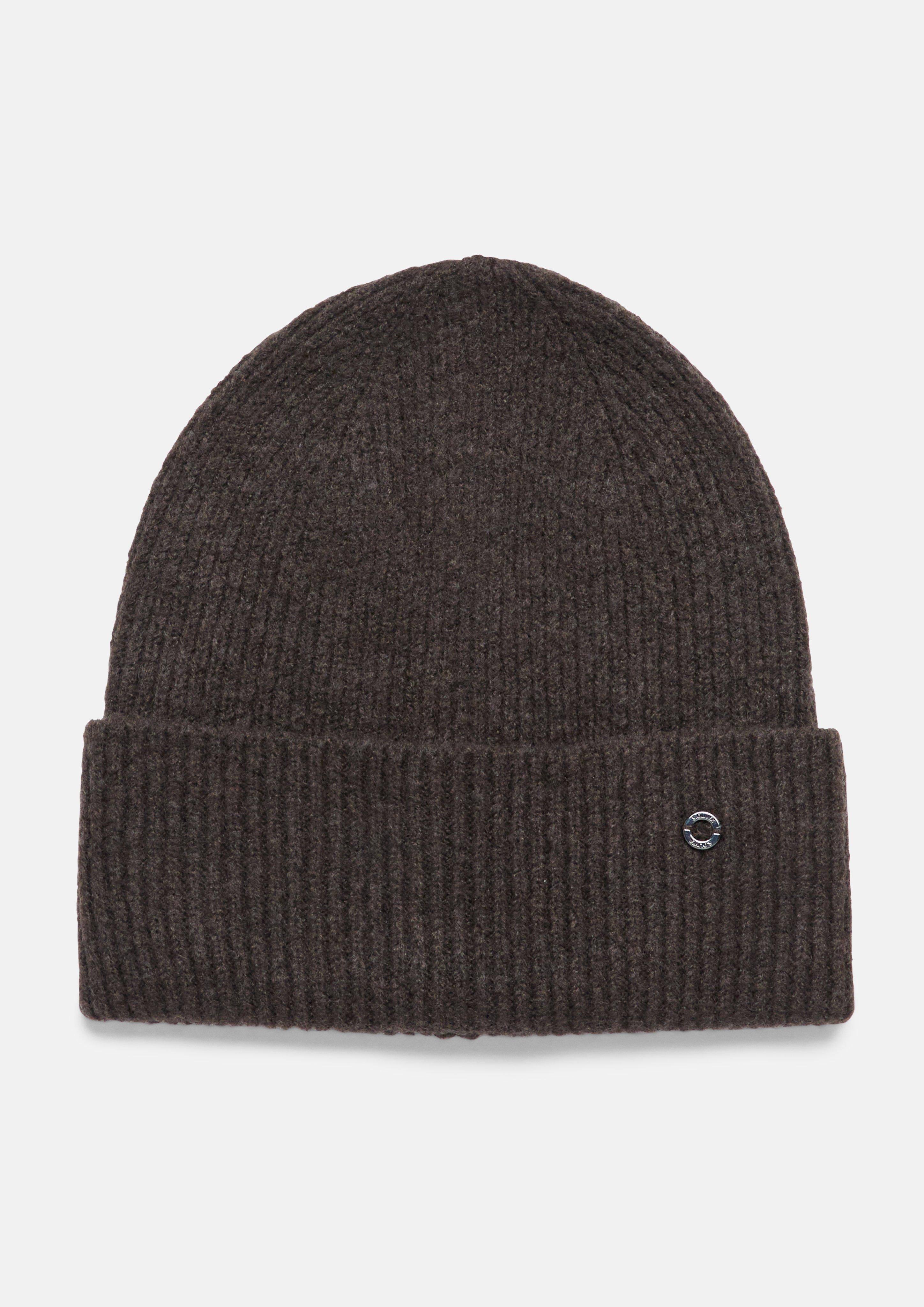 Beanie in dark brown by s.Oliver