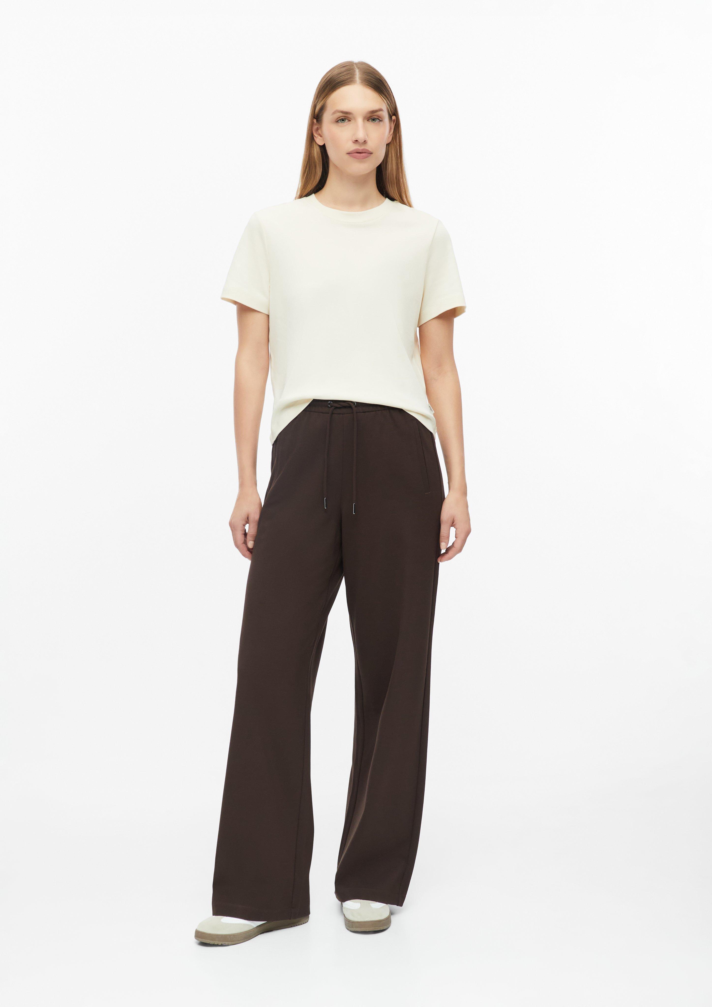 Dames Soepelvallende broek met wijde pijpen en elastische tailleband in donkerbruin van s.Oliver