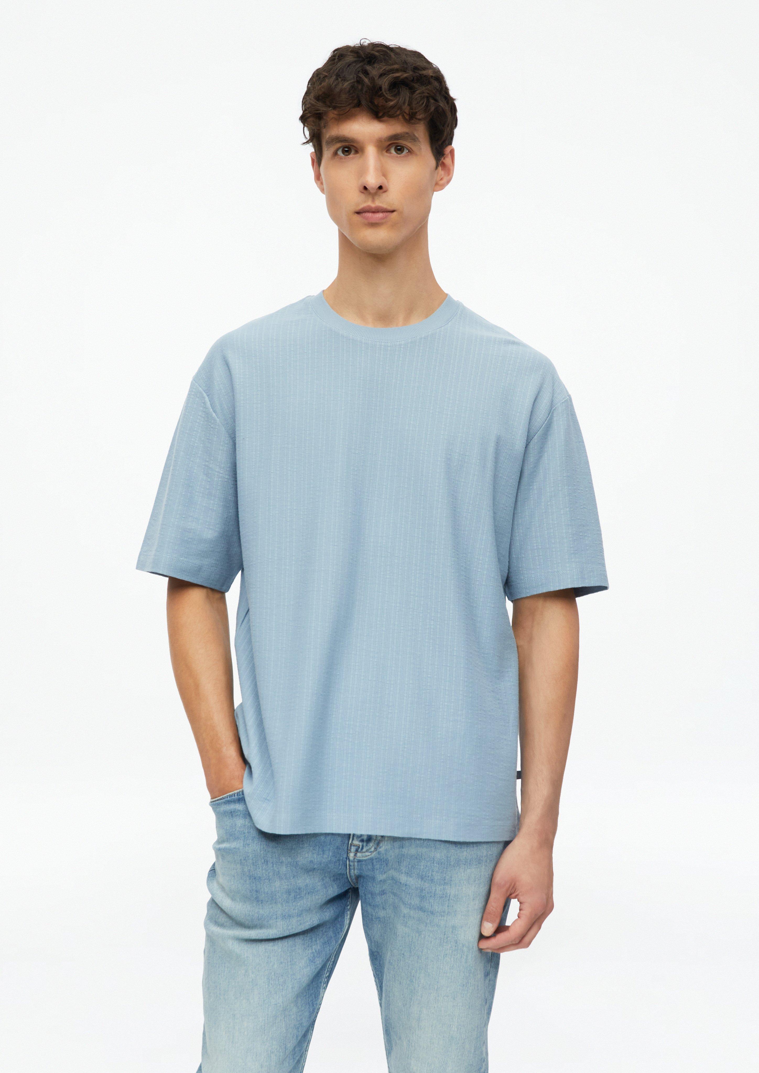T-shirt met geribbelde structuur in een moderne pasvorm in lichtblauw van s.Oliver