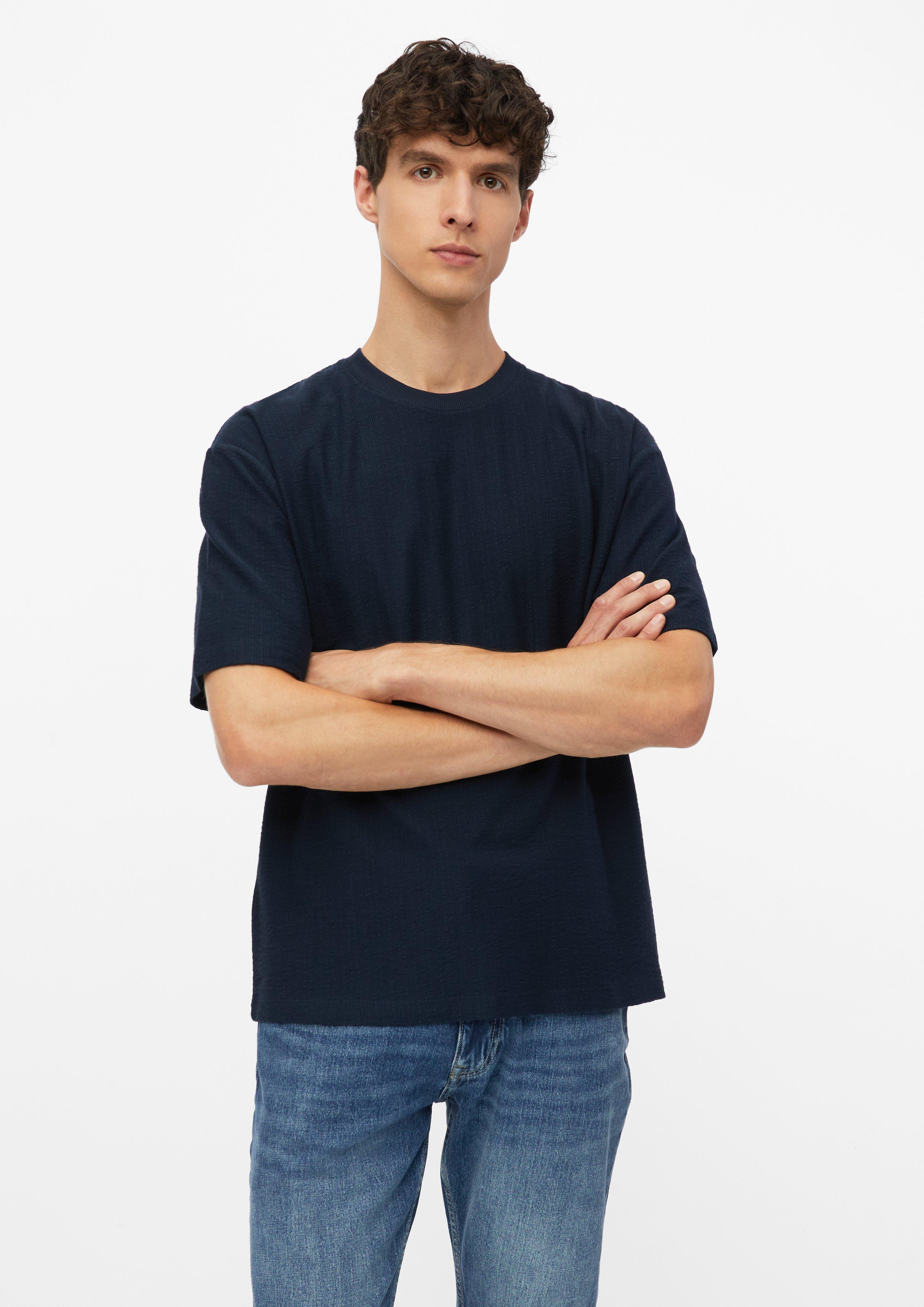 T-shirt à col et poignets côtelés, coupe moderne en bleu marine de s.Oliver