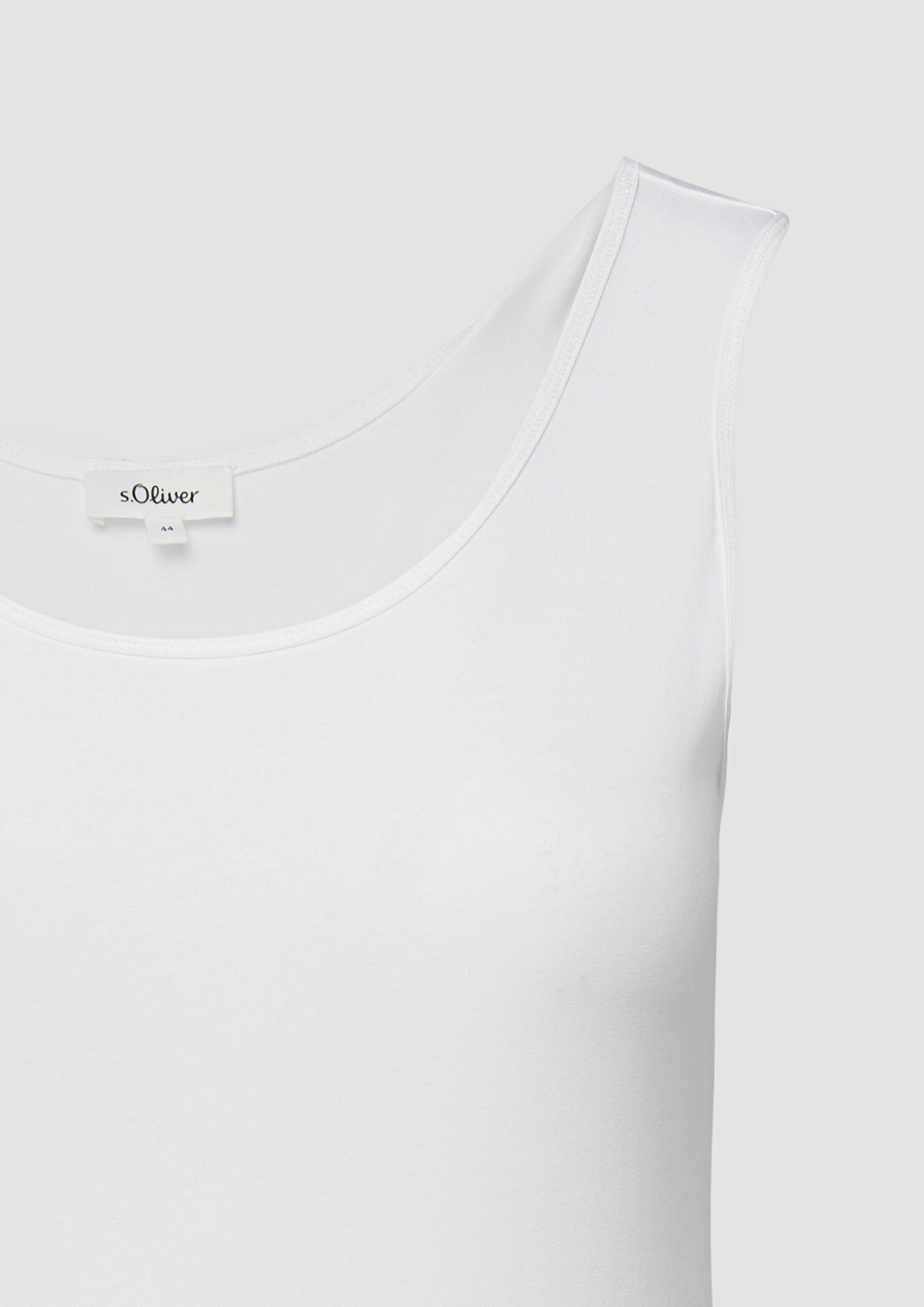 T-Shirt in 0100 & 9999