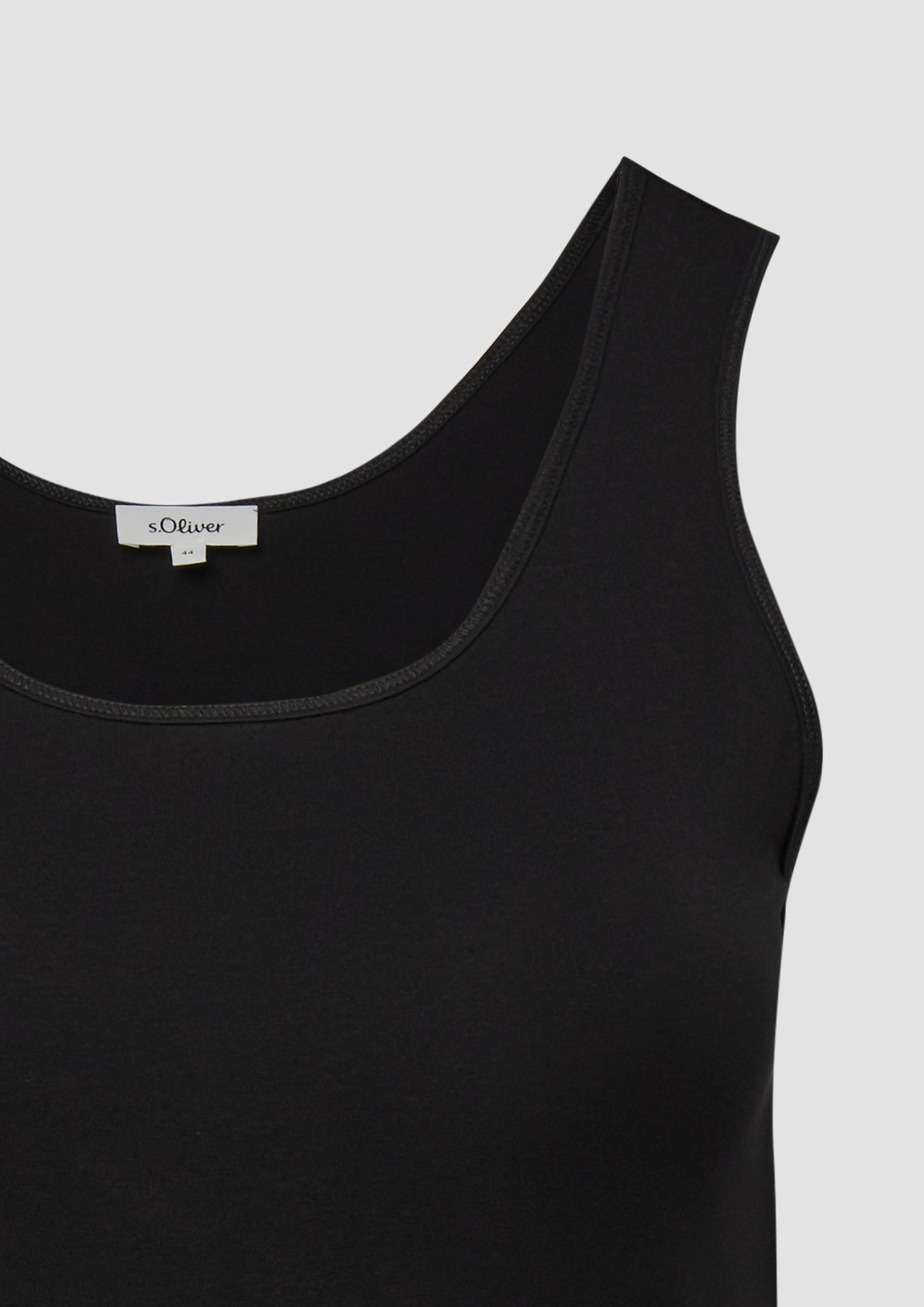 T-Shirt in 9999 & 0100