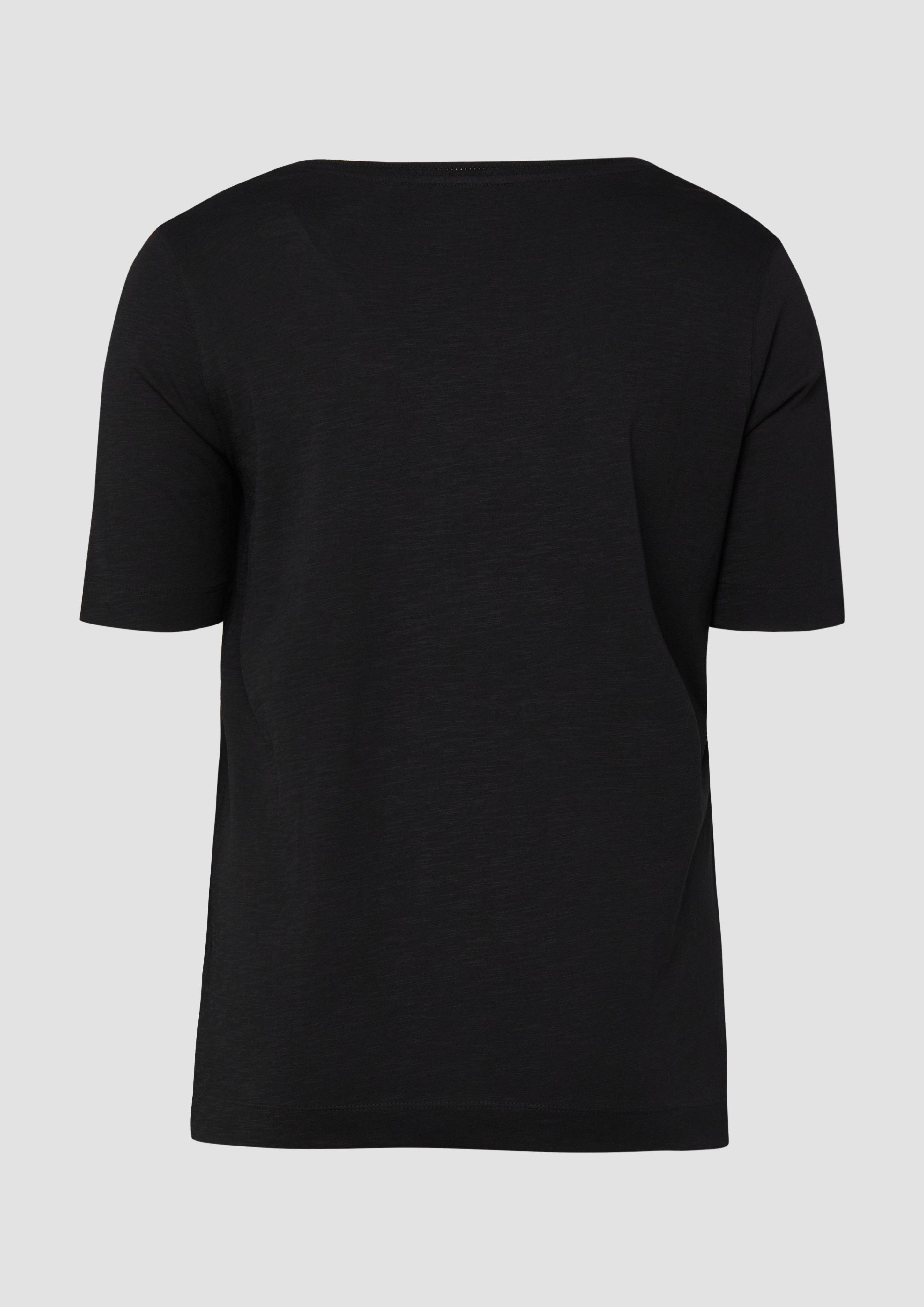 T-Shirt in 9999, 5110 & 0100