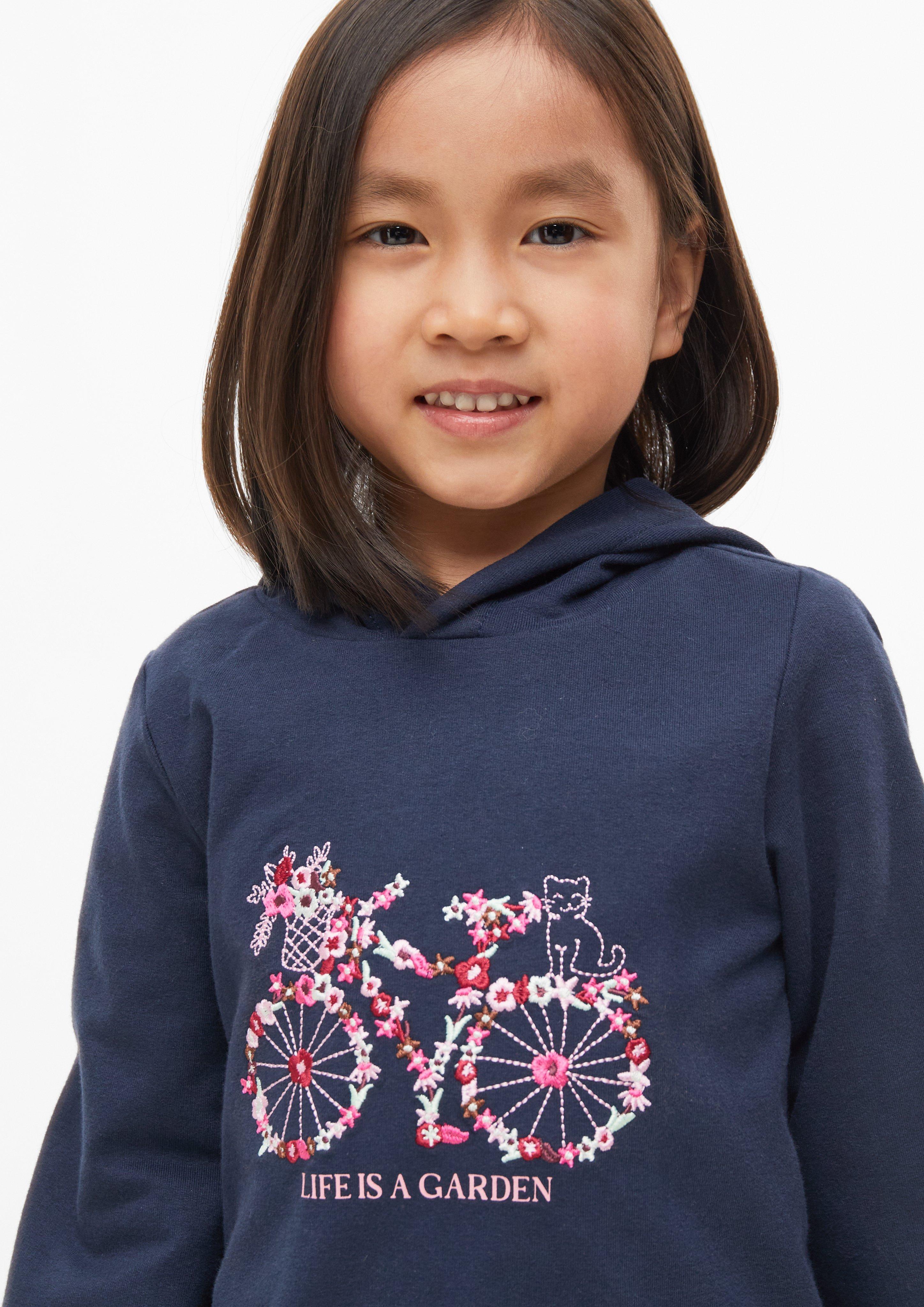 Kinder Hoodie mit Stickerei in blau von s.Oliver