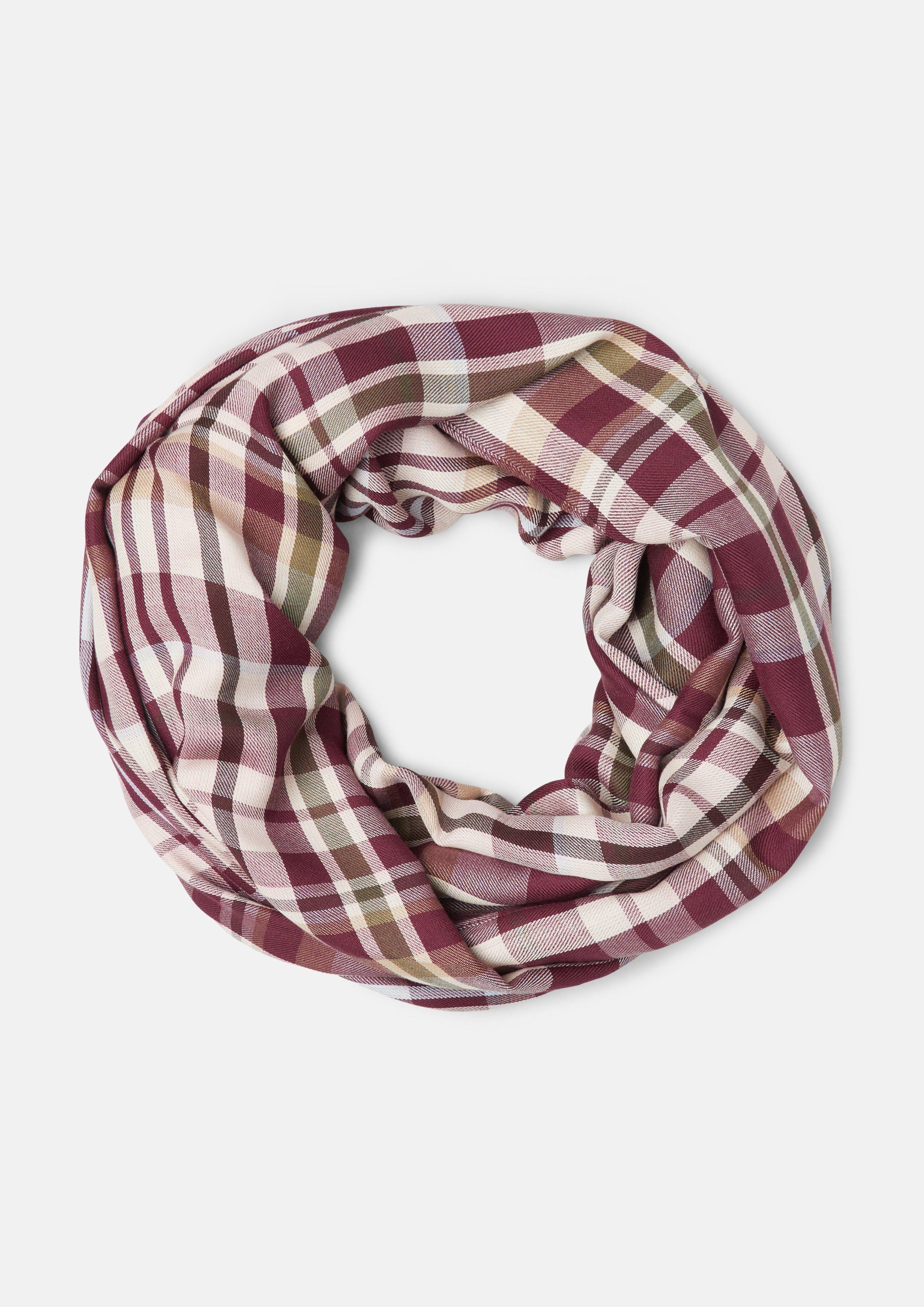 Snood in bordeaux by s.Oliver