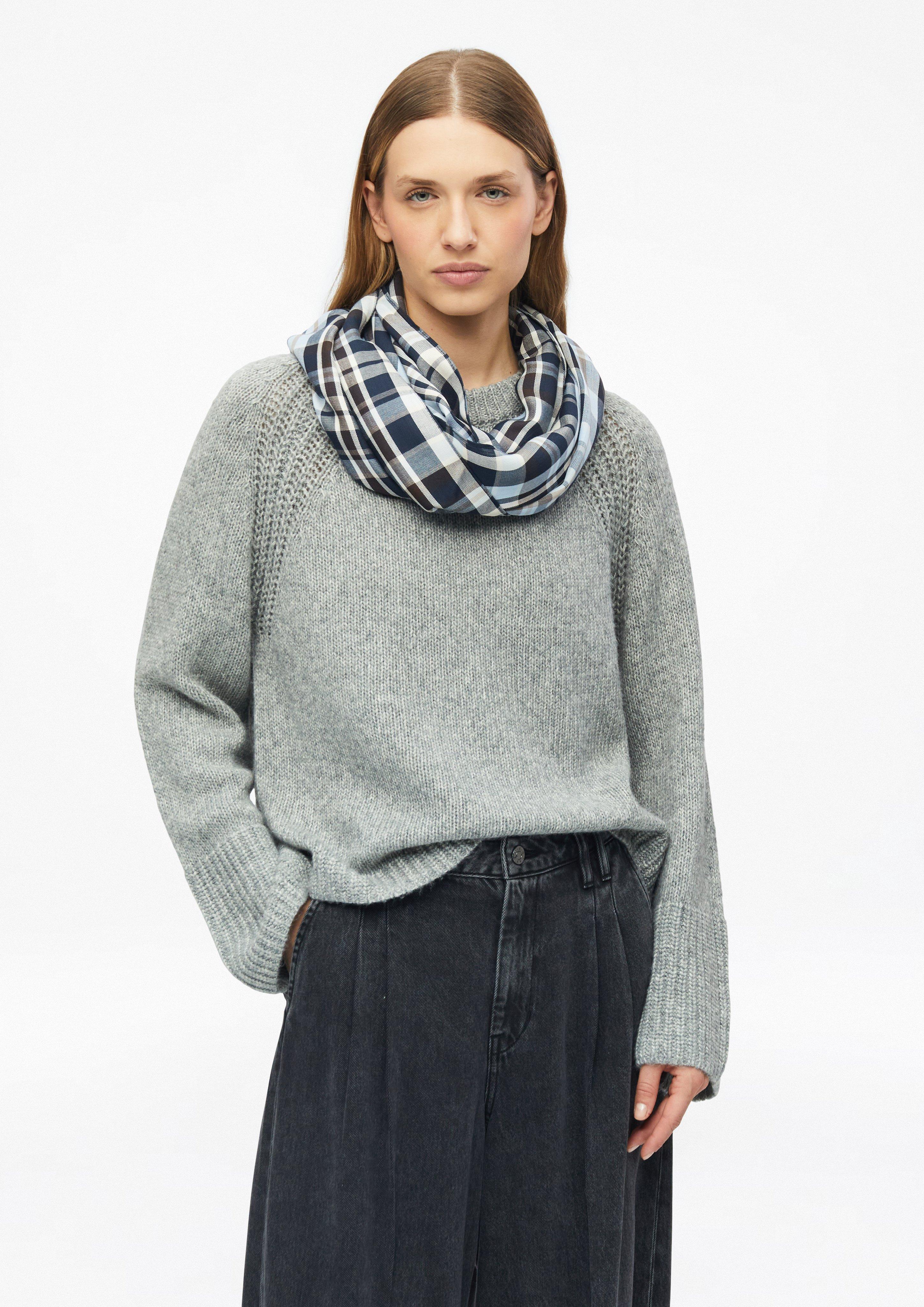 Women Loop scarf made of high-quality woven fabric with a checkered pattern in blue by s.Oliver