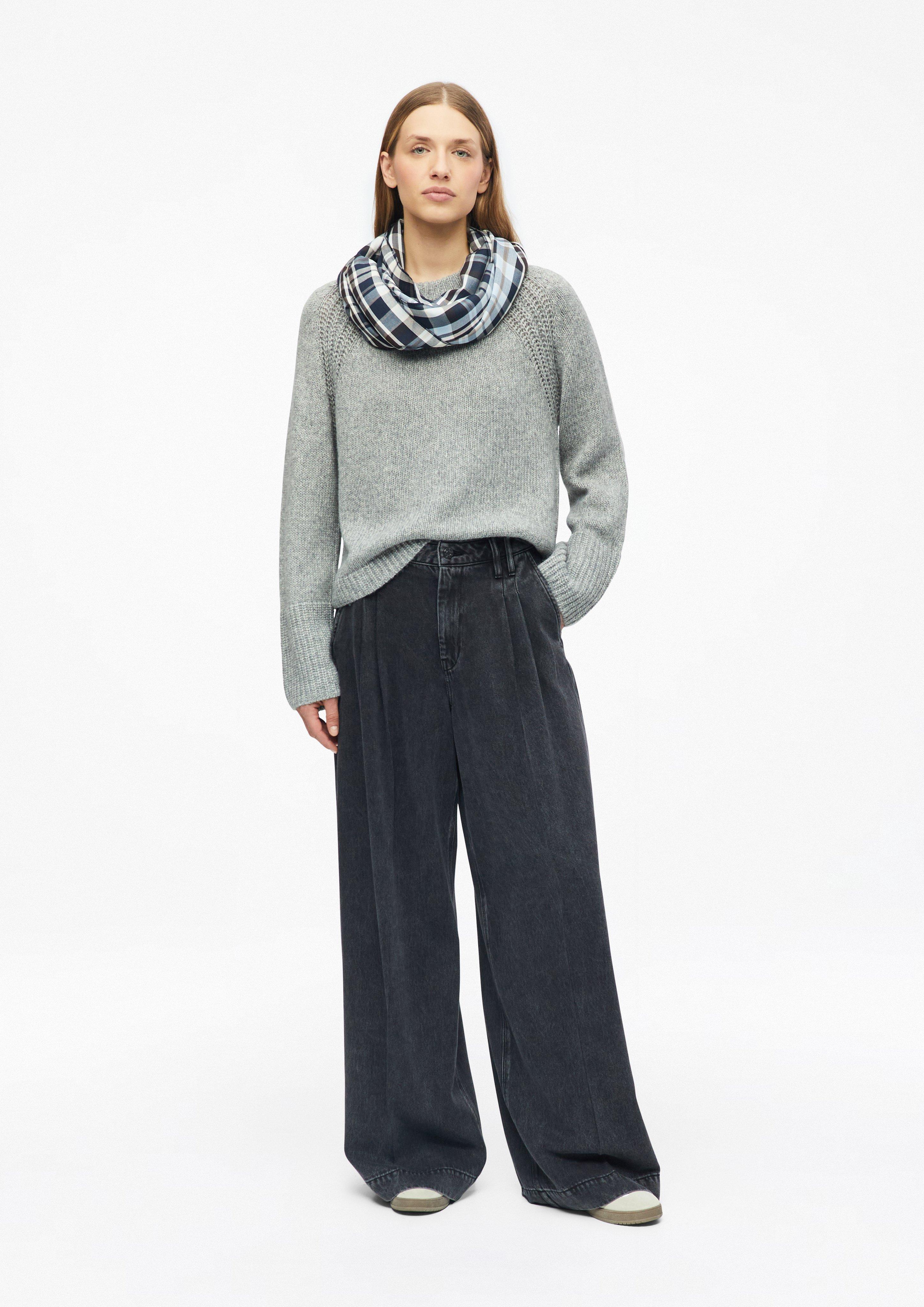 Women Loop scarf made of high-quality woven fabric with a checkered pattern in blue by s.Oliver