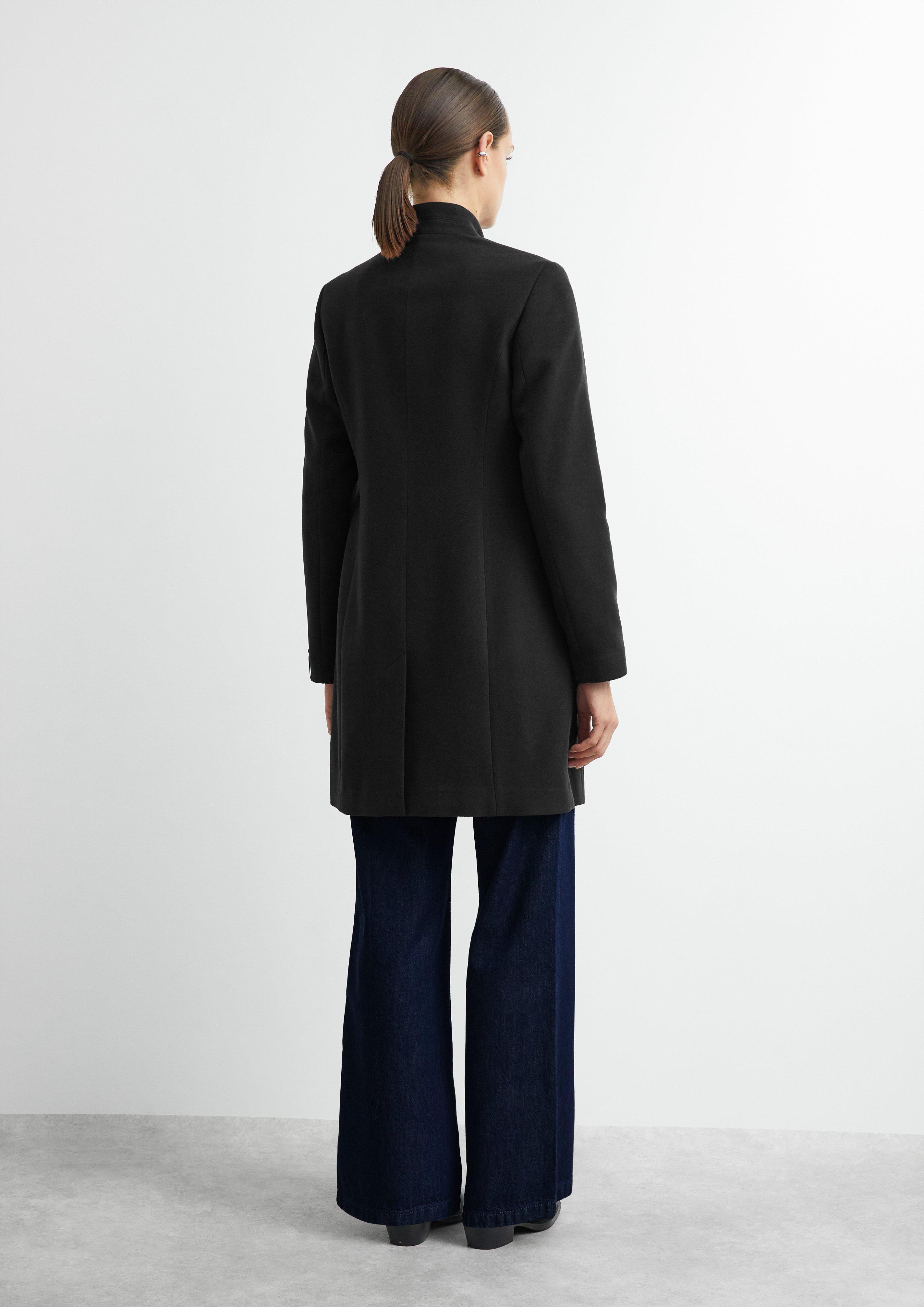 Taillierter Blazer-Mantel aus weichem Viskosemix in schwarz von COMMA