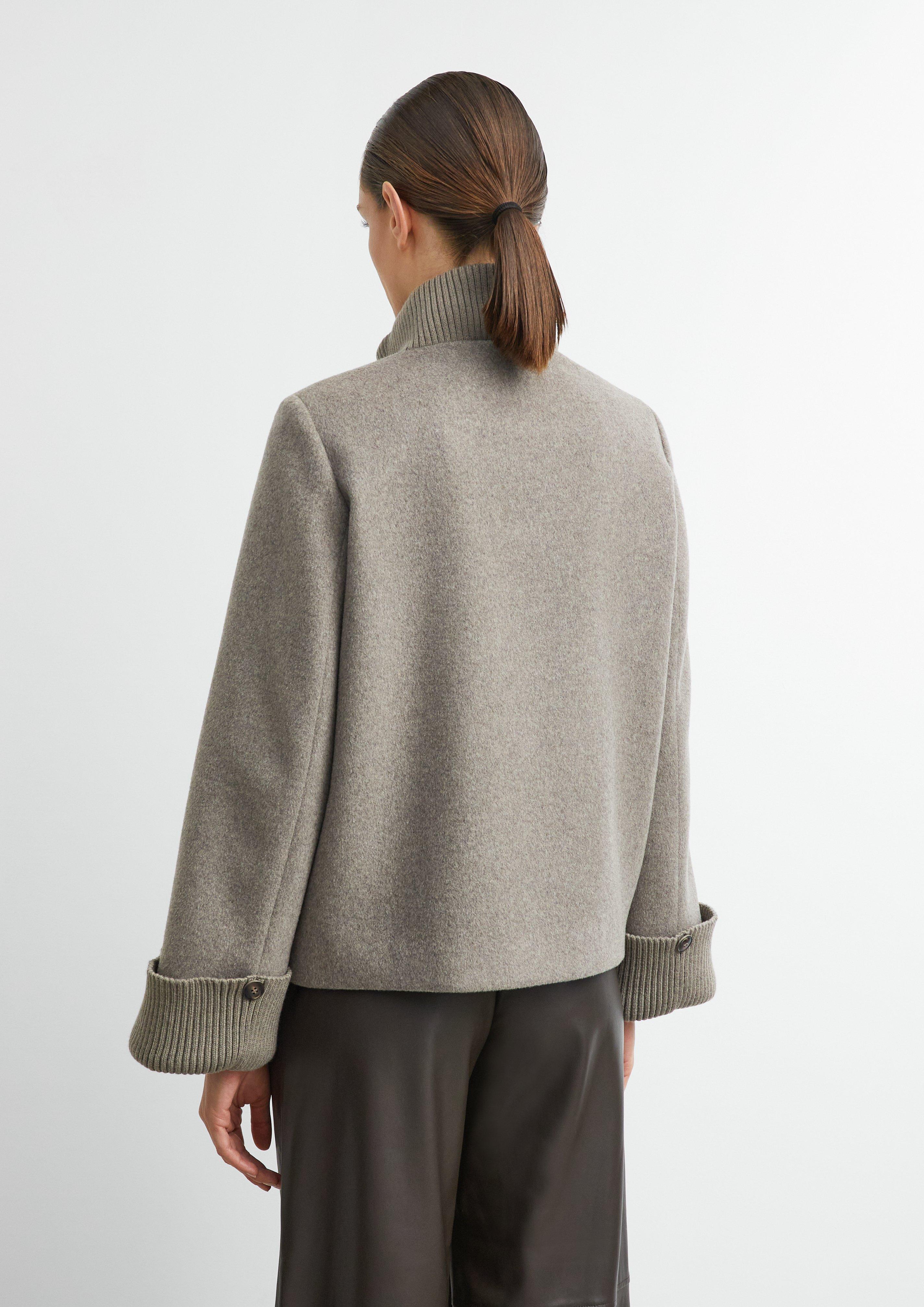 Kurze Wollmix-Jacke mit Strick-Details in braun von COMMA