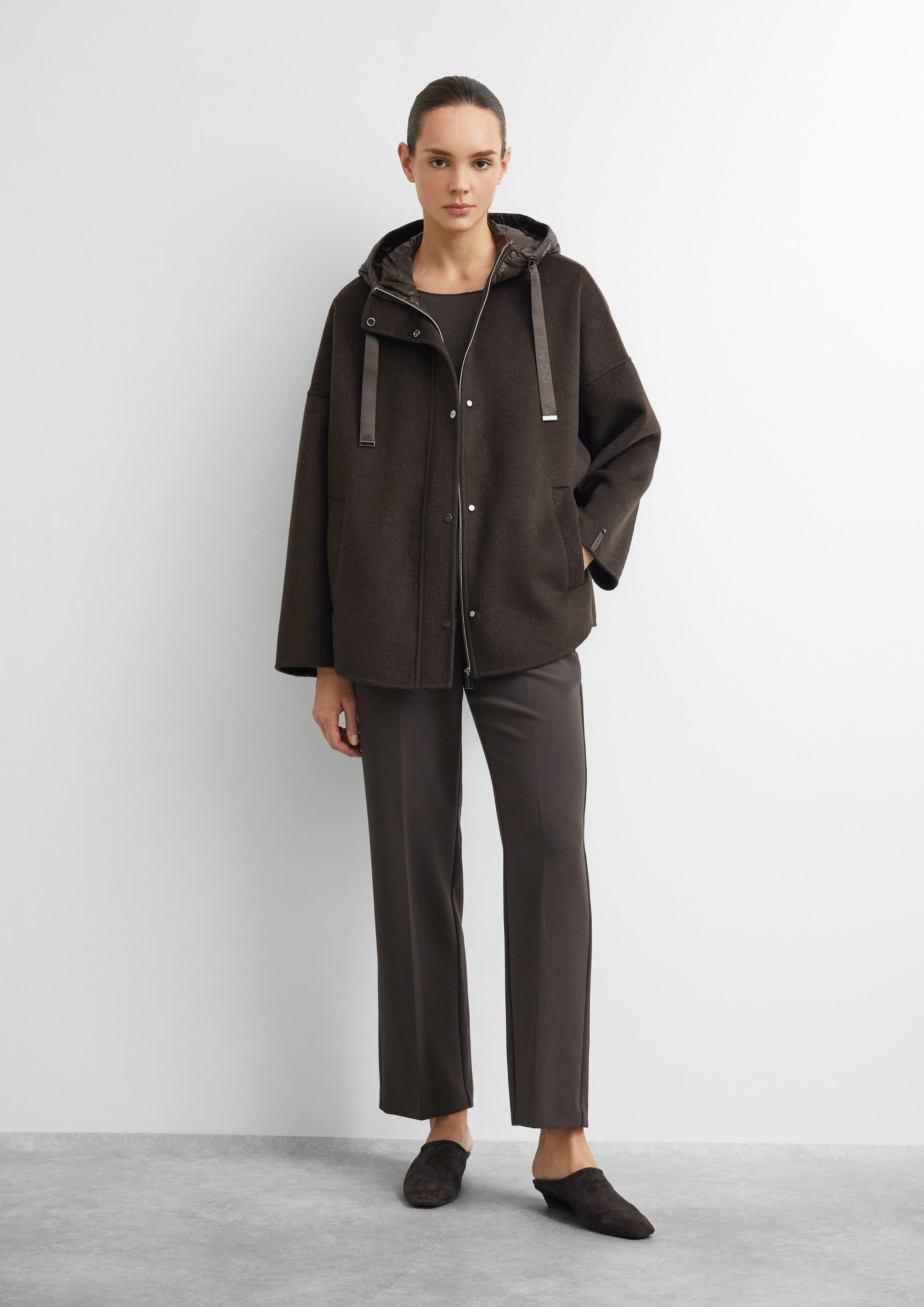 Cape-Jacke aus Doubleface mit Nylon-Kapuze in braun von COMMA