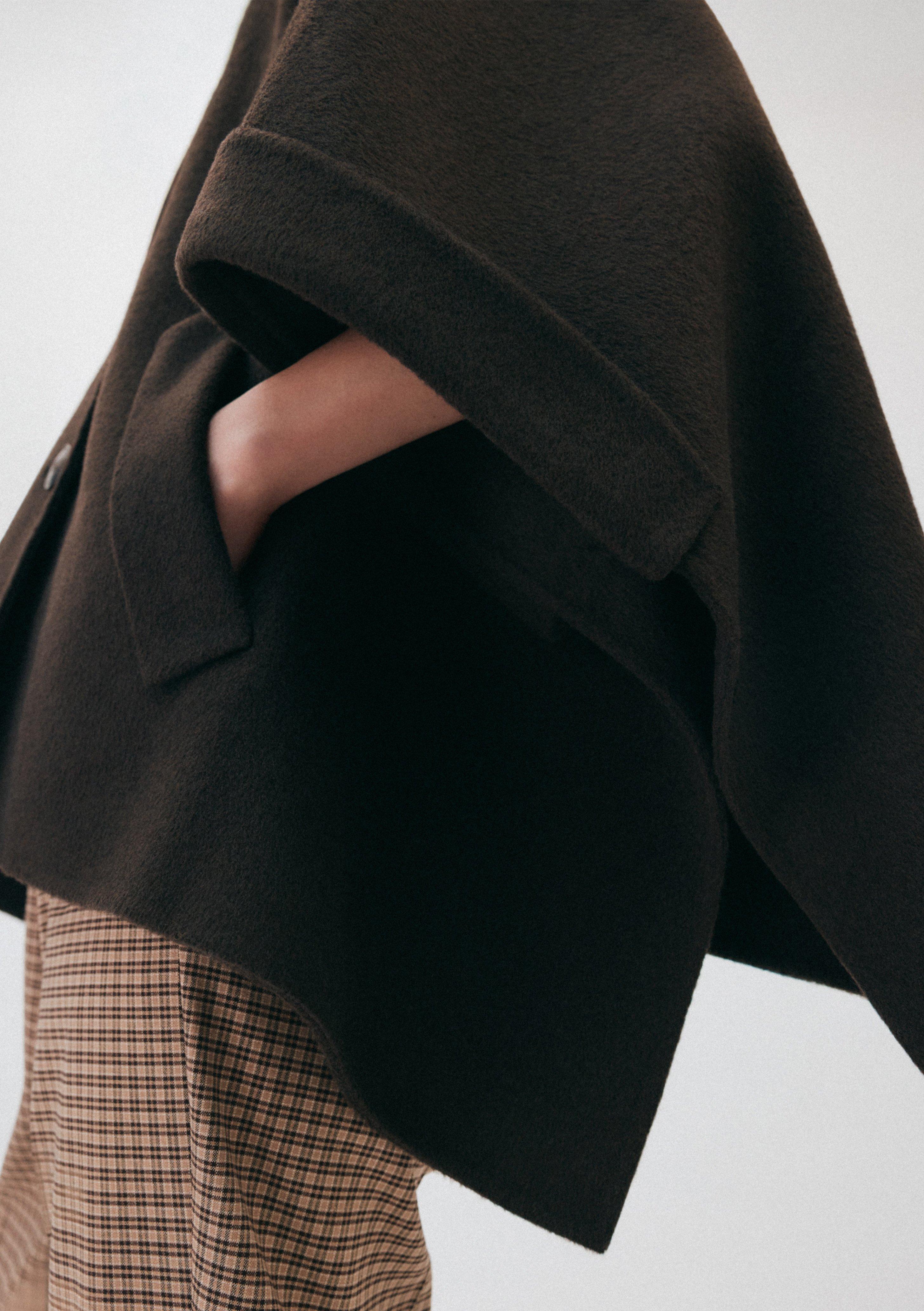 Cape aus Doubleface in Trenchcoat-Optik in dunkelbraun von COMMA