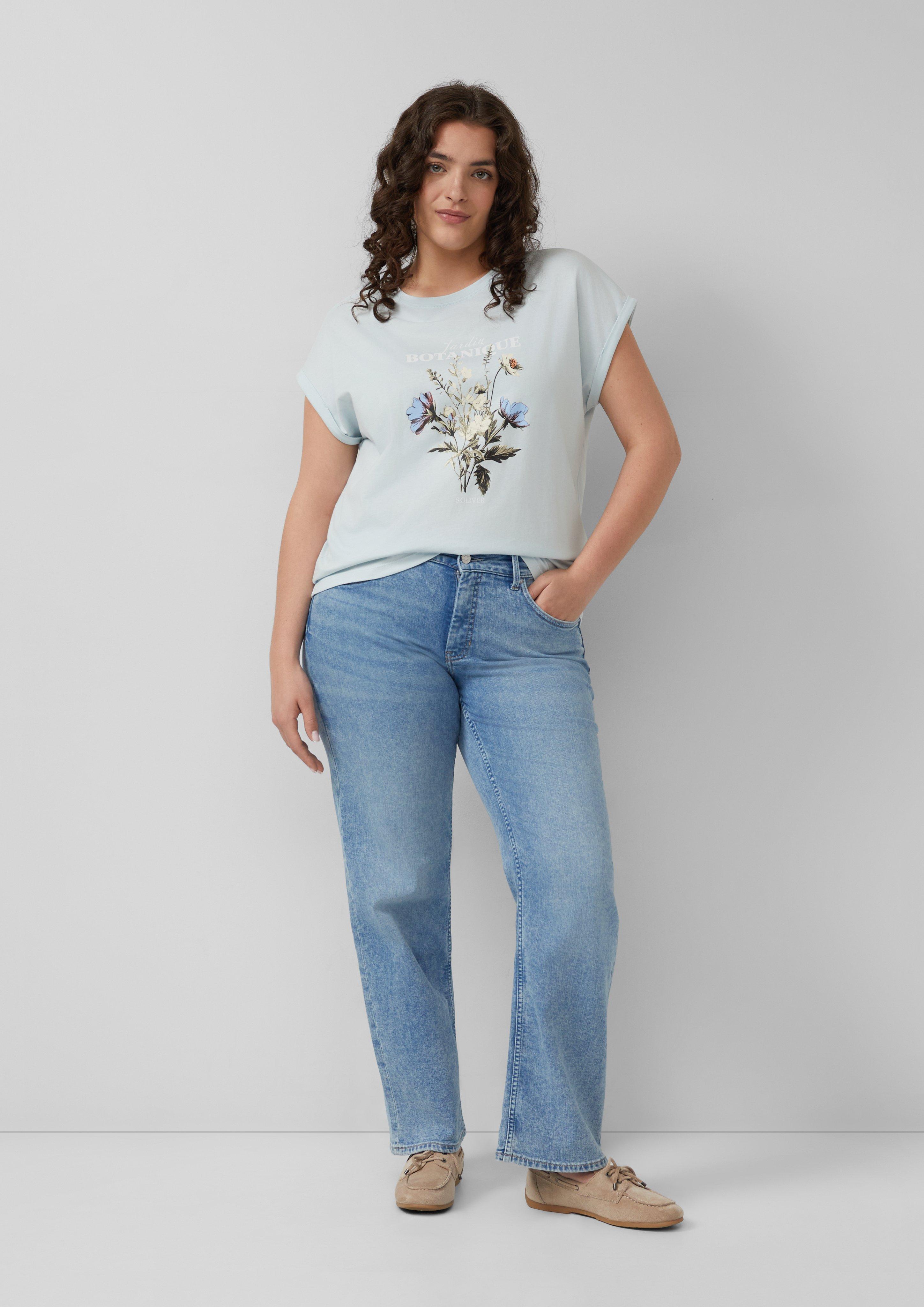 T-Shirt in 51D0 & 72D0