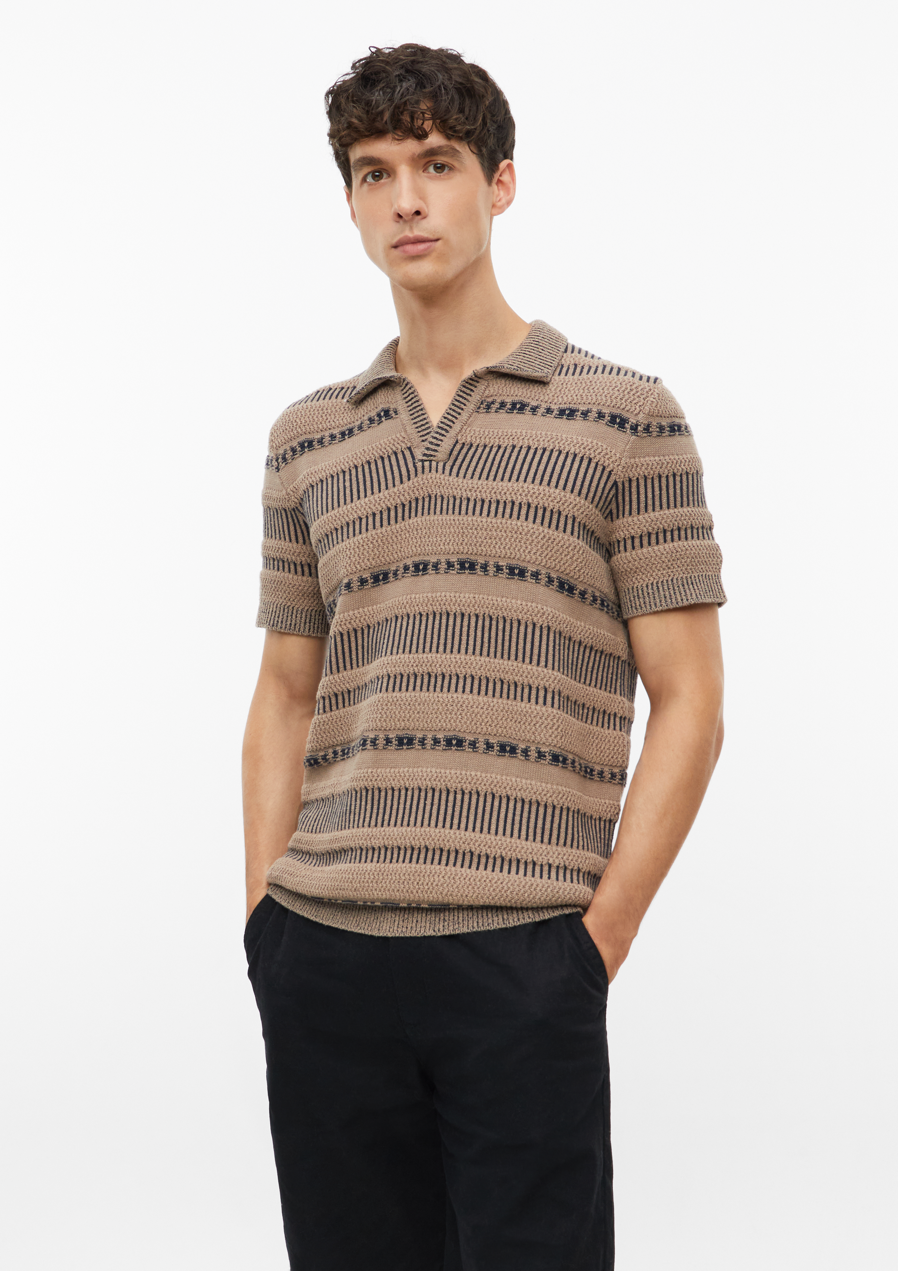 Gebreide polo met jacquardstrepen in cognac van s.Oliver