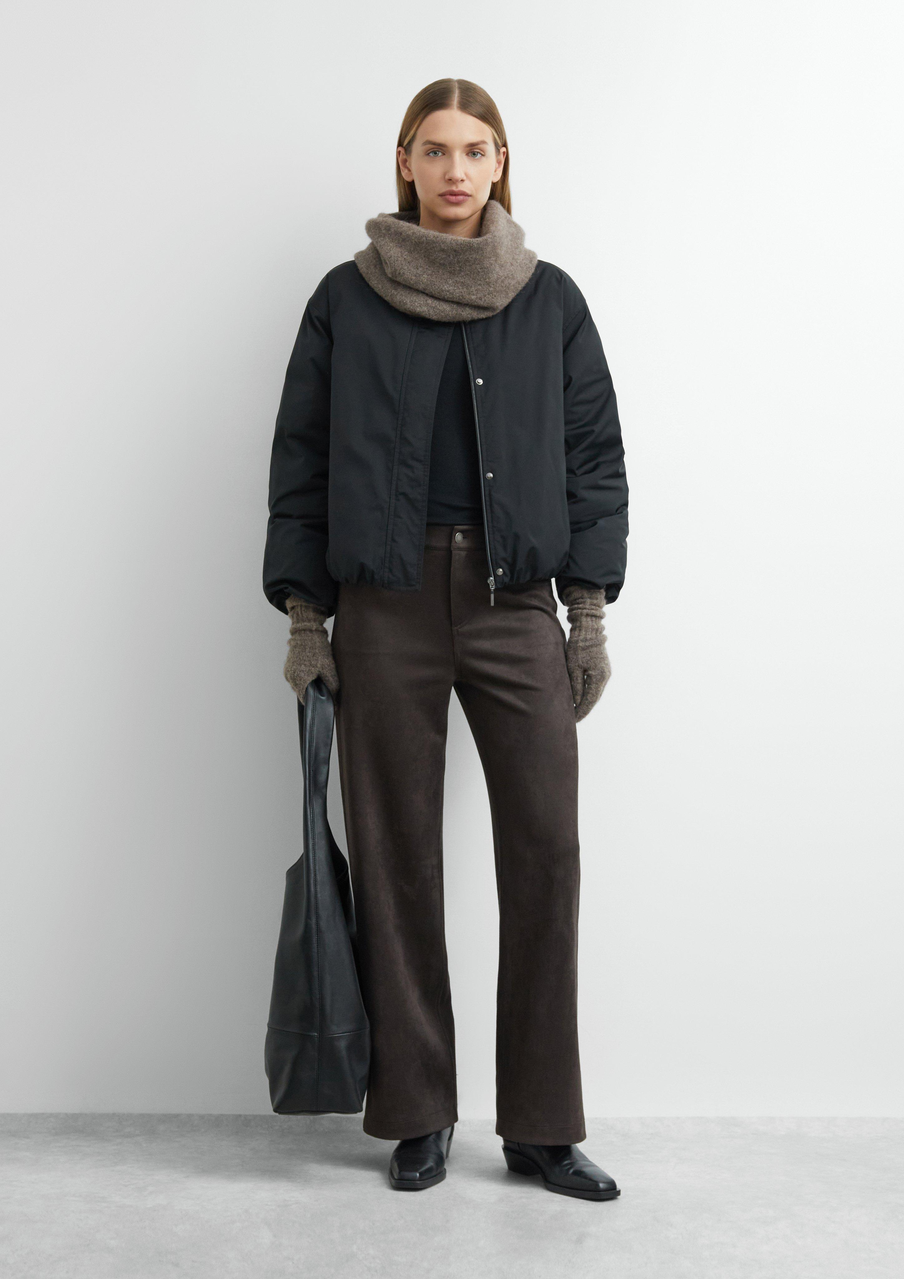 Daunenblouson aus Nylon in schwarz von COMMA