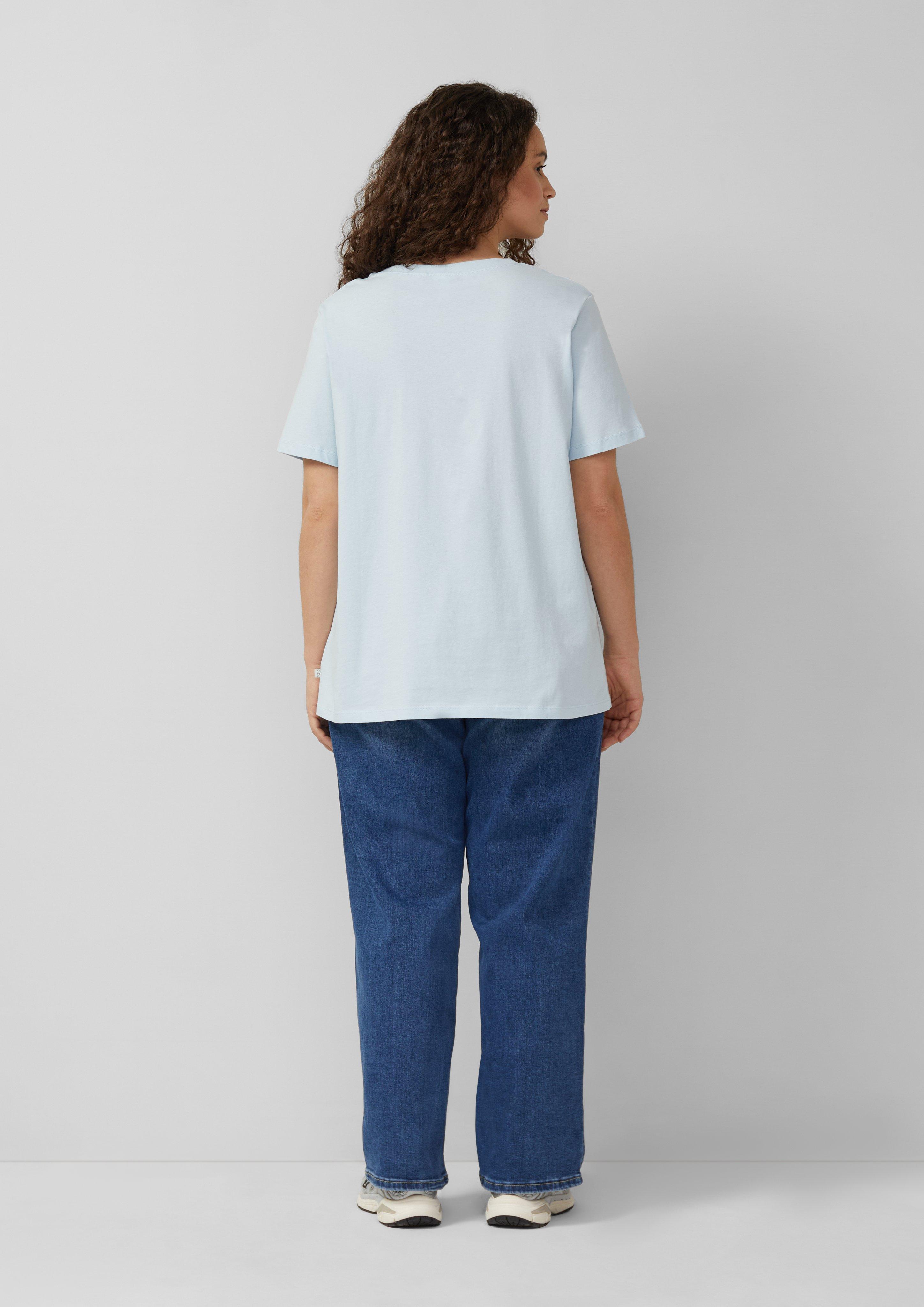 T-Shirt in 5104, 4143, 0300 & 9999