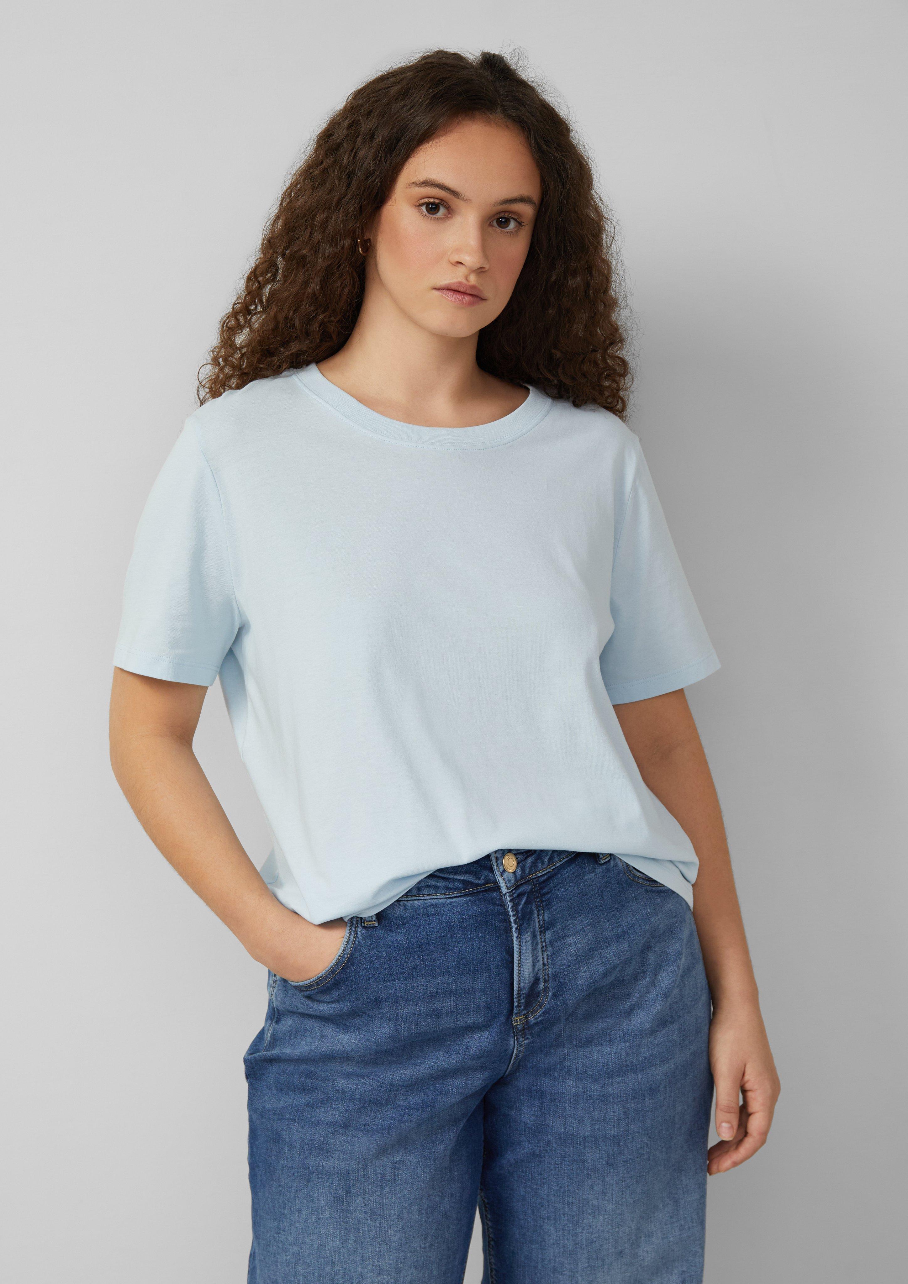 T-Shirt in 5104, 4143, 0300 & 9999